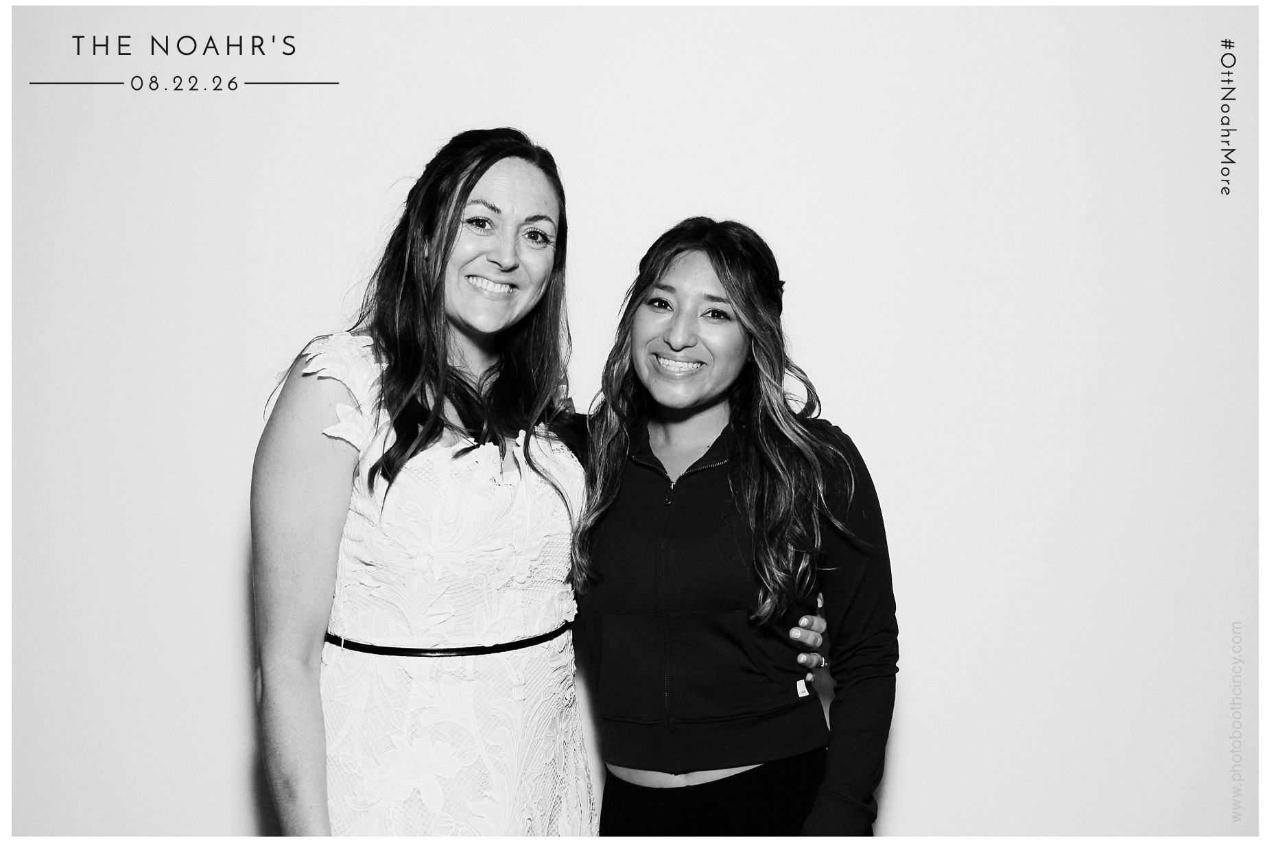 The Noahr's | View more photos from the event at gallery.photoboothcincy.com/u/PhotoBoothCincy/The-Noahrs