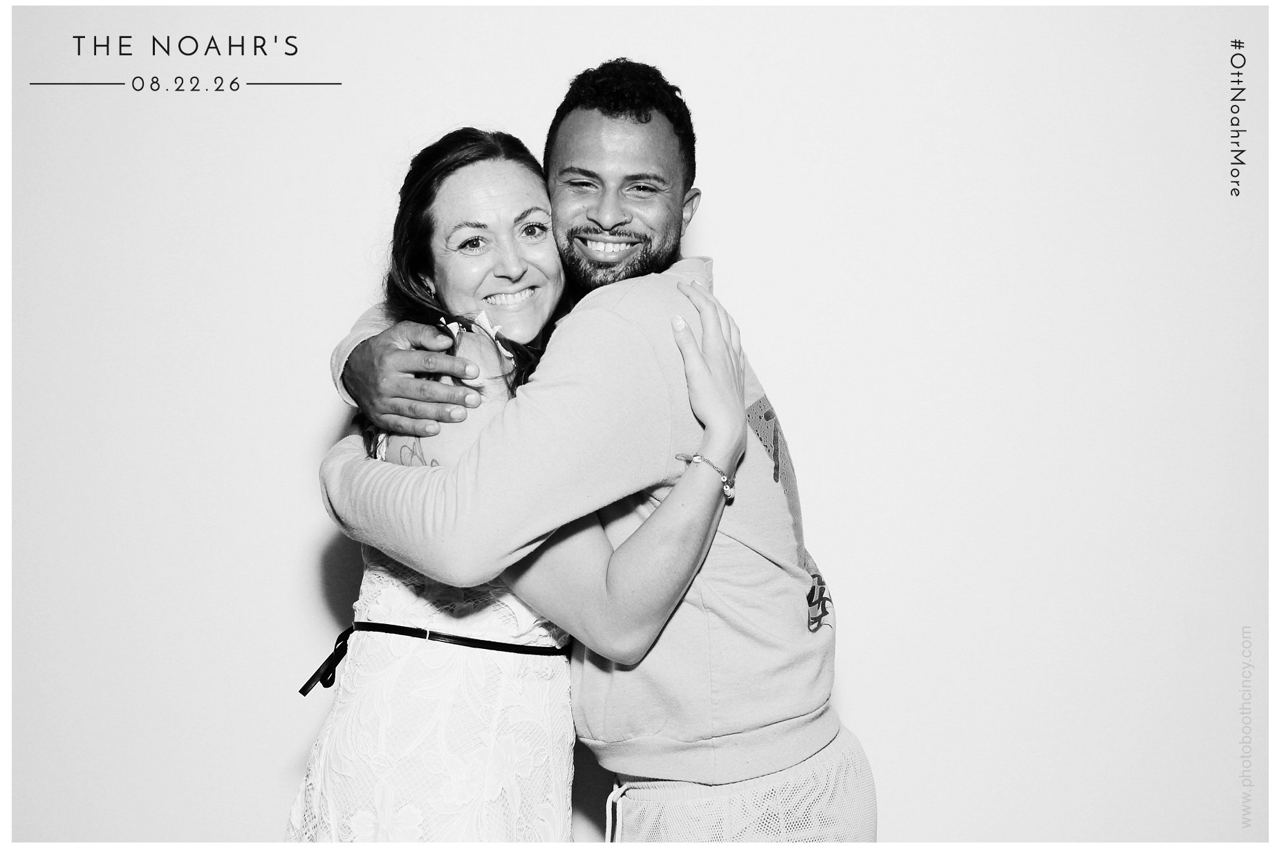 The Noahr's | View more photos from the event at gallery.photoboothcincy.com/u/PhotoBoothCincy/The-Noahrs