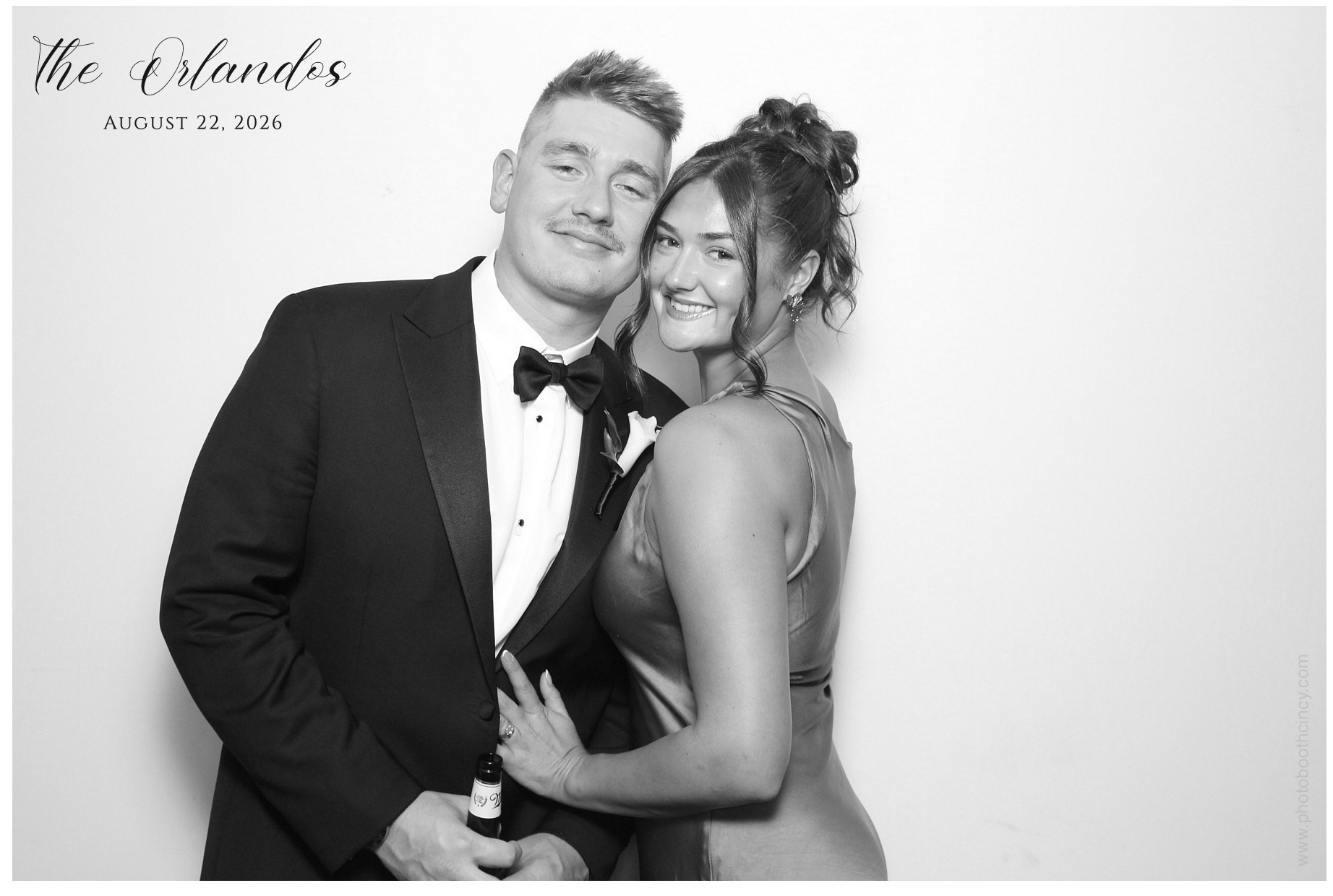 The Orlando's | View more photos from the event at gallery.photoboothcincy.com/u/PhotoBoothCincy/The-Orlandos