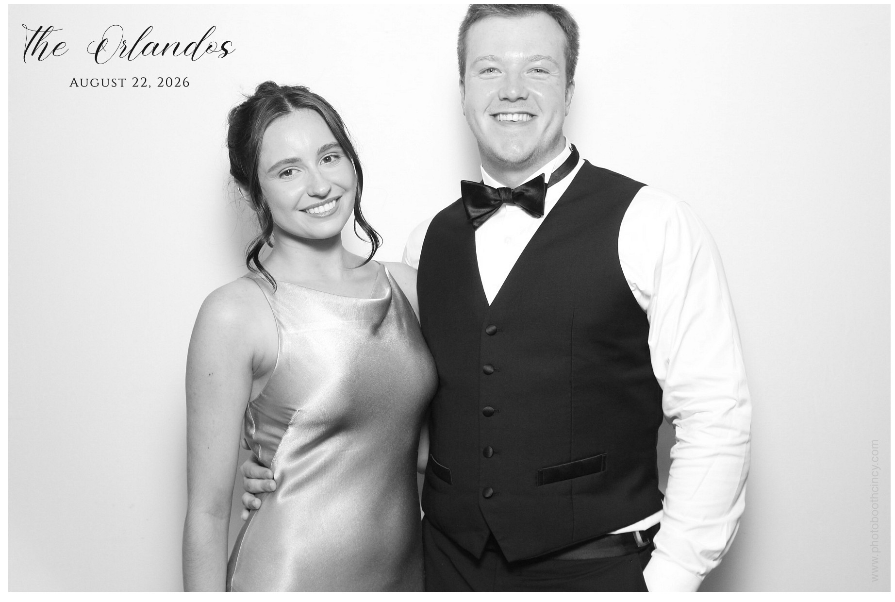 The Orlando's | View more photos from the event at gallery.photoboothcincy.com/u/PhotoBoothCincy/The-Orlandos