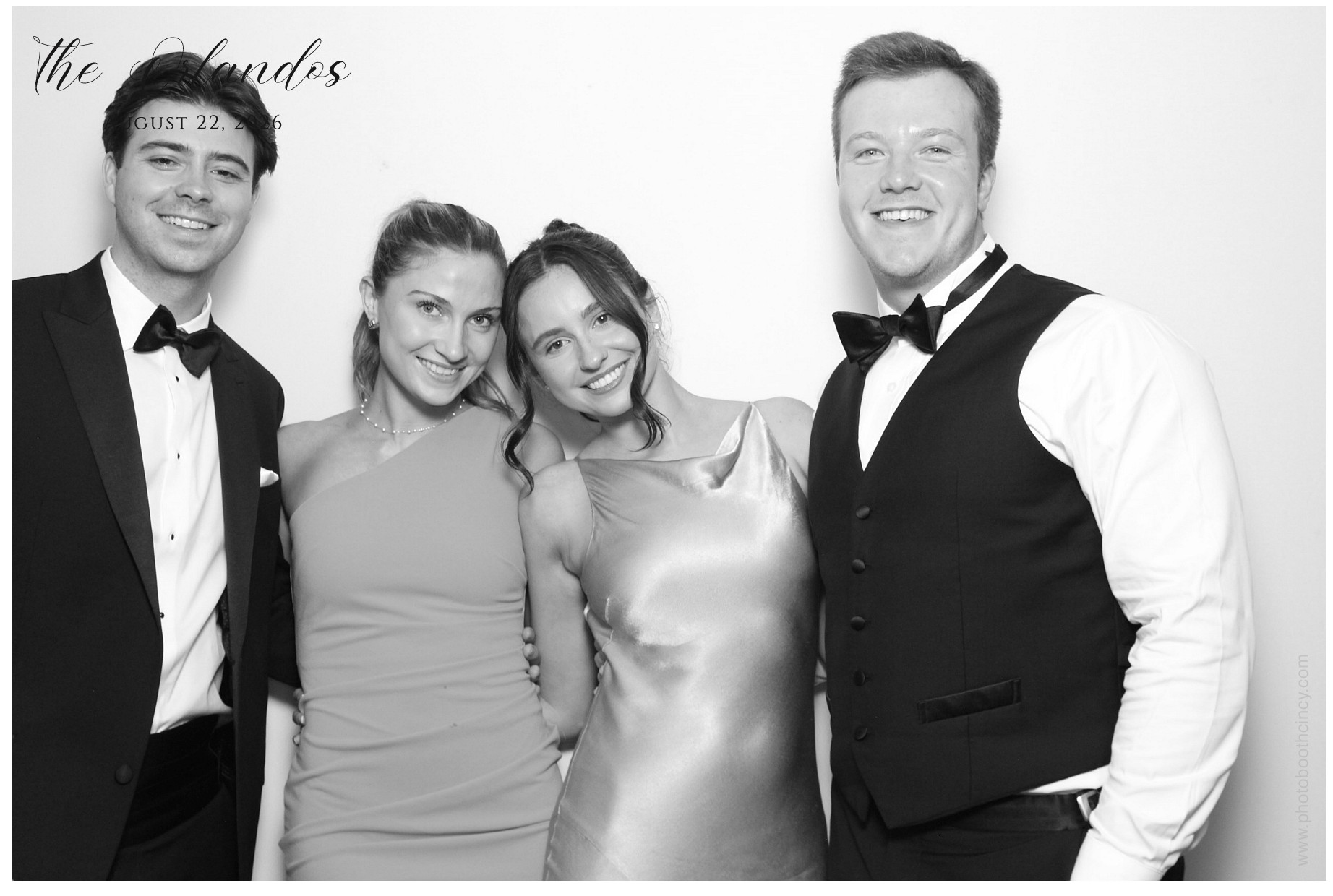 The Orlando's | View more photos from the event at gallery.photoboothcincy.com/u/PhotoBoothCincy/The-Orlandos