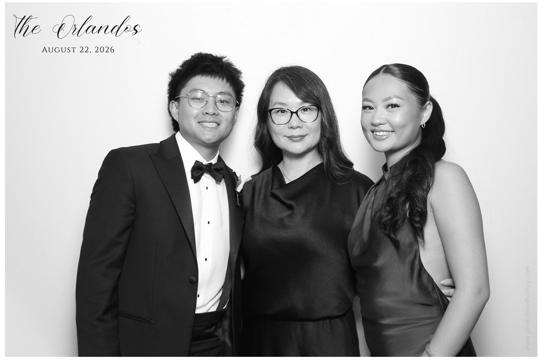 The Orlando's | View more photos from the event at gallery.photoboothcincy.com/u/PhotoBoothCincy/The-Orlandos