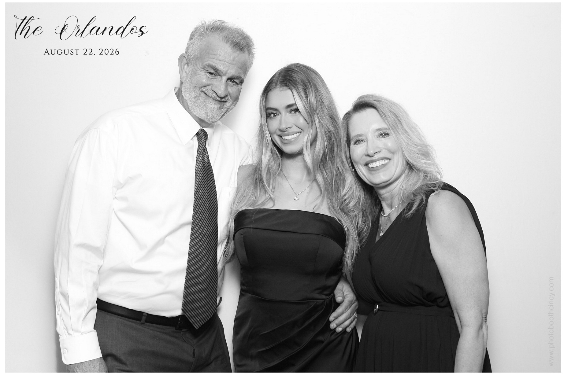 The Orlando's | View more photos from the event at gallery.photoboothcincy.com/u/PhotoBoothCincy/The-Orlandos