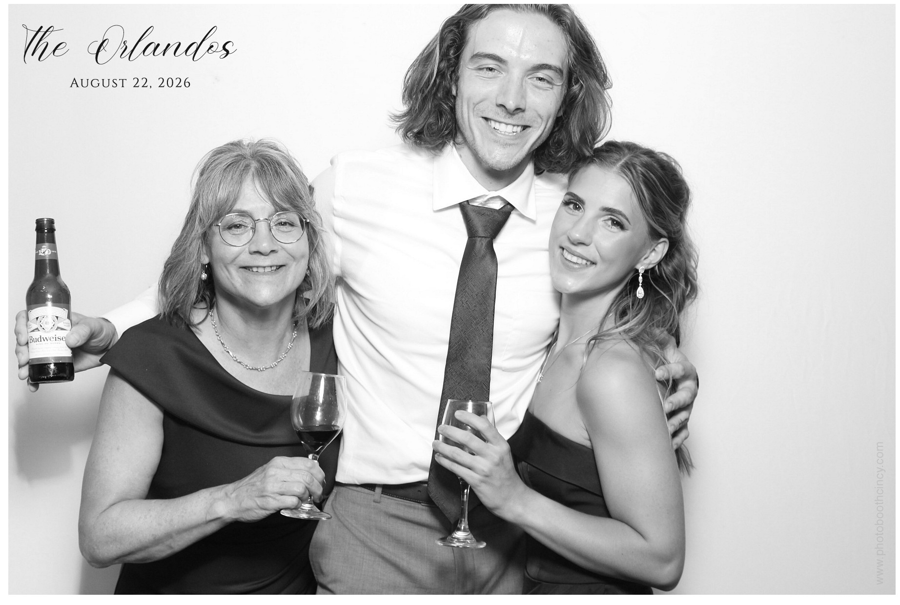 The Orlando's | View more photos from the event at gallery.photoboothcincy.com/u/PhotoBoothCincy/The-Orlandos
