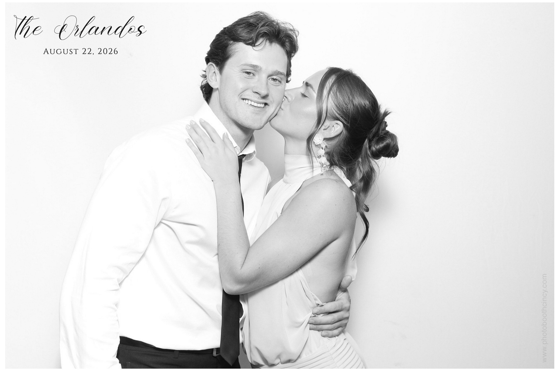 The Orlando's | View more photos from the event at gallery.photoboothcincy.com/u/PhotoBoothCincy/The-Orlandos