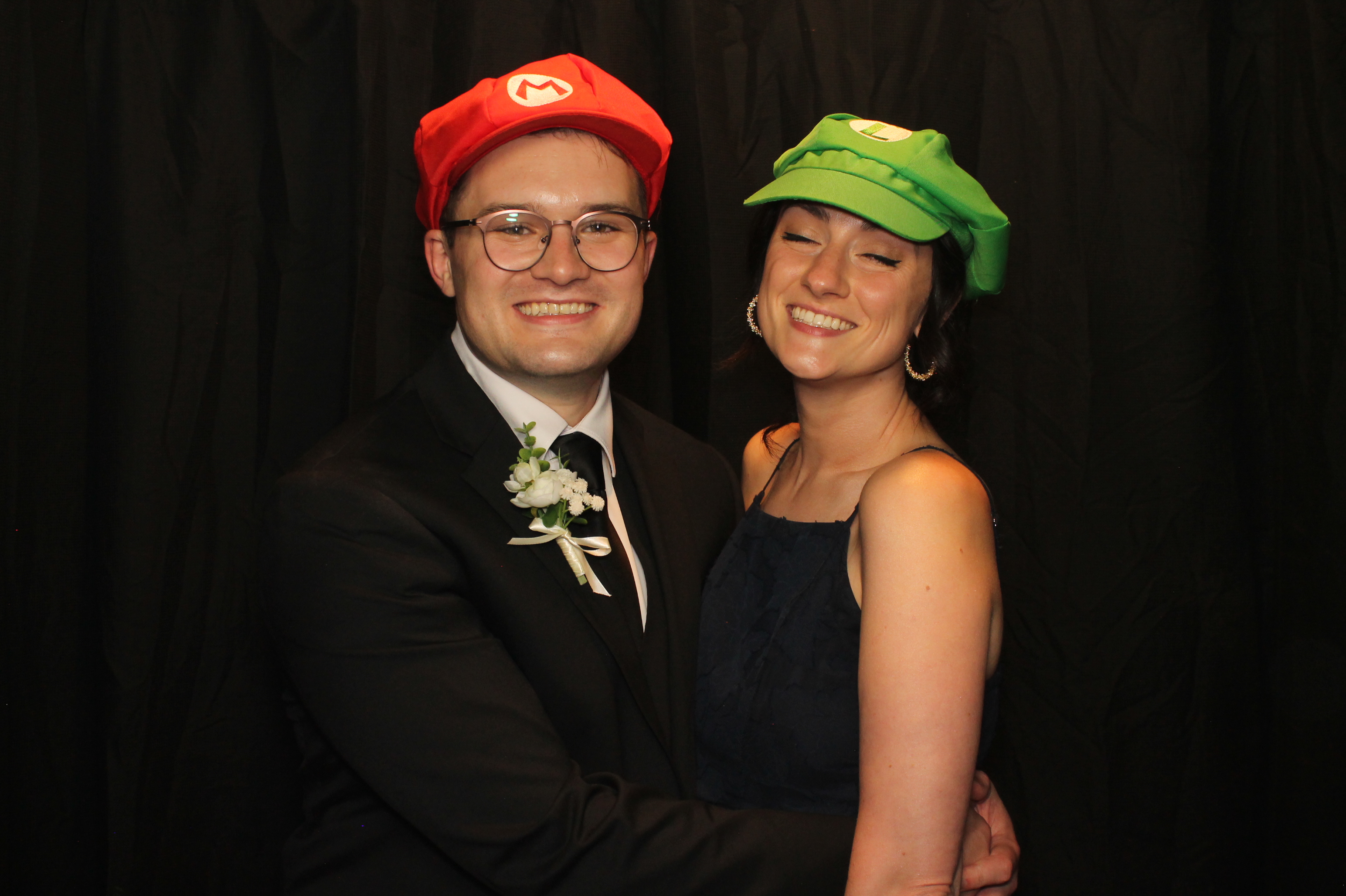 The Rasnics | View more photos from the event at gallery.photoboothcincy.com/u/PhotoBoothCincy/The-Rasnics