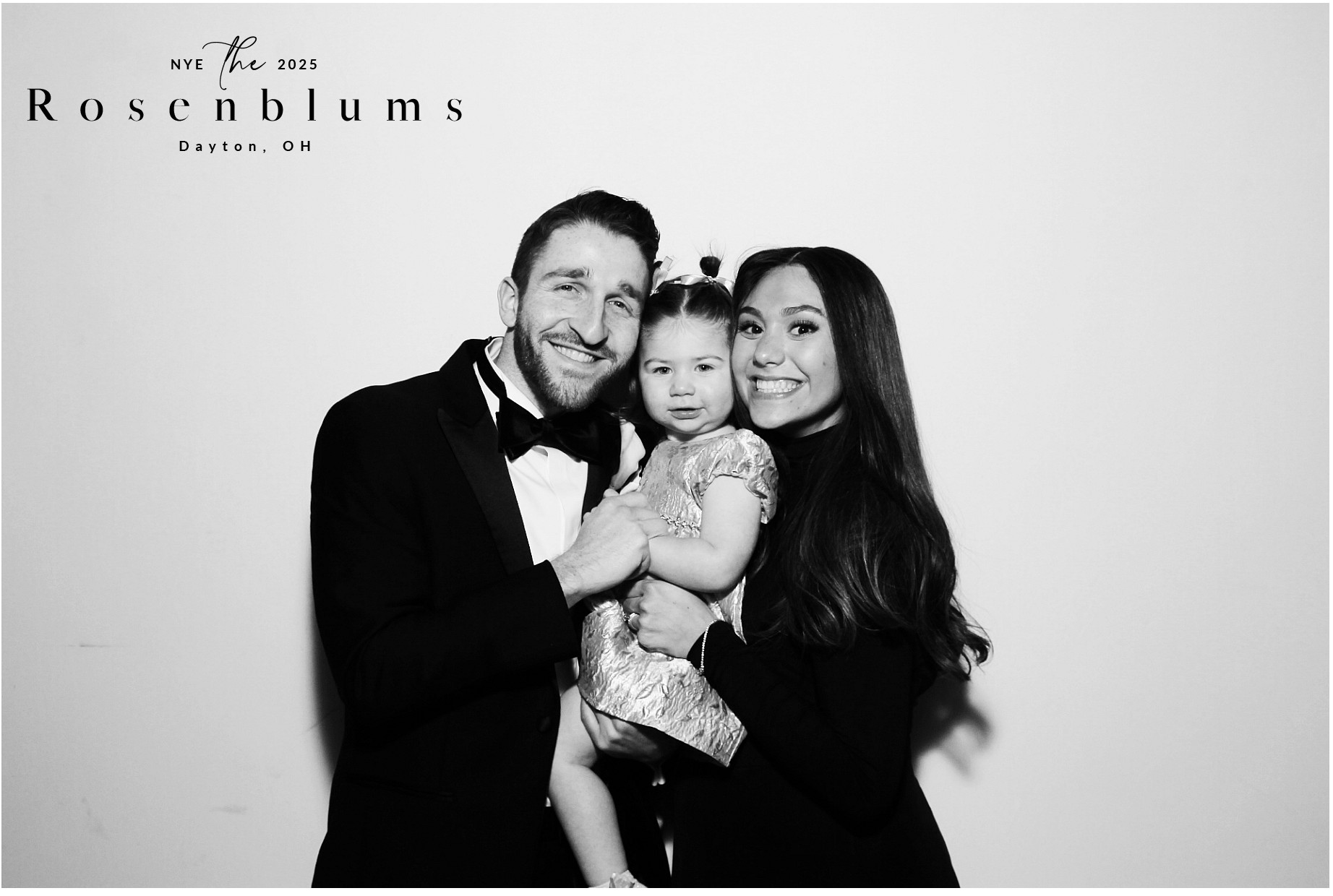 The Rosenblums | View more photos from the event at gallery.photoboothcincy.com/u/PhotoBoothCincy/The-Rosenblums