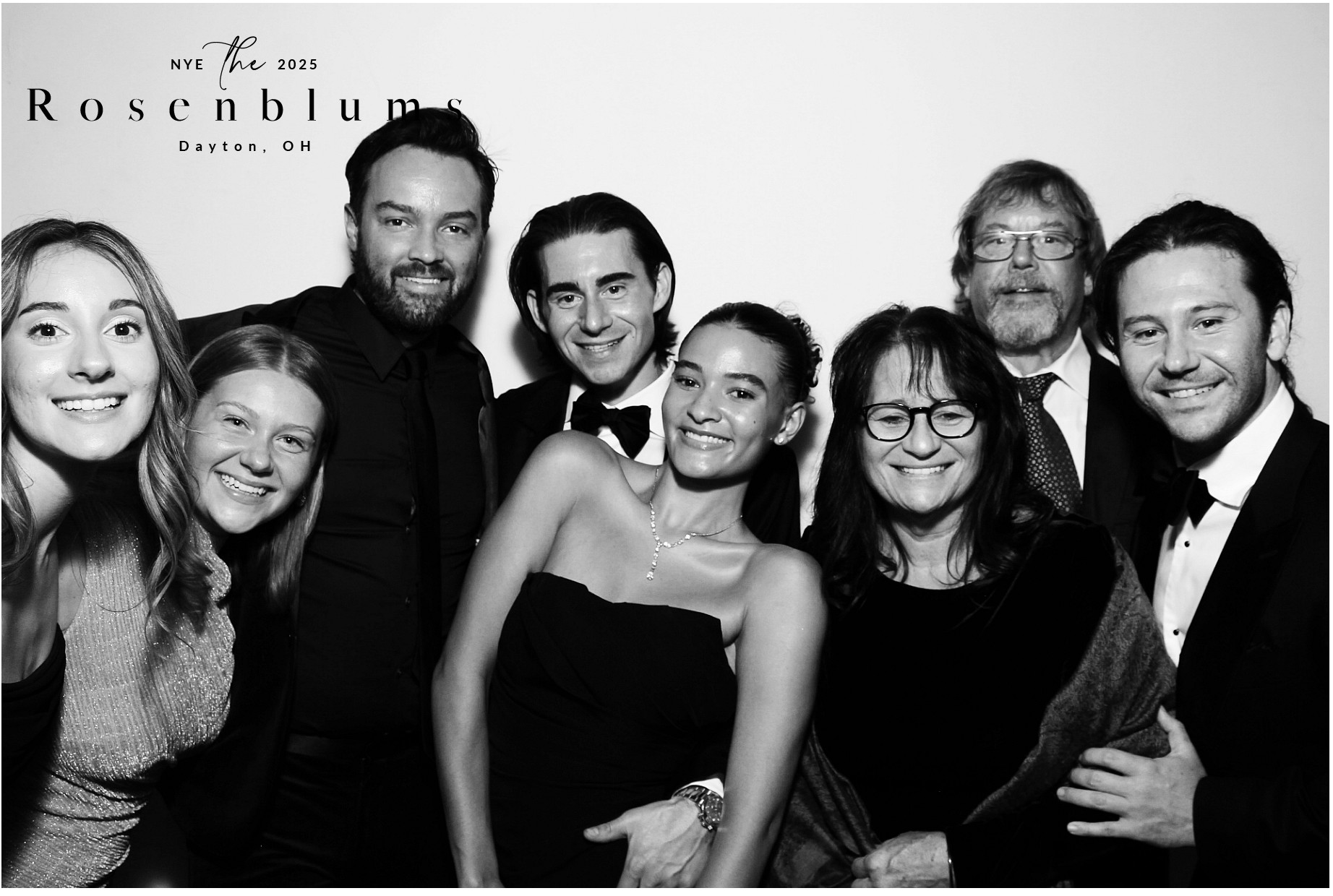 The Rosenblums | View more photos from the event at gallery.photoboothcincy.com/u/PhotoBoothCincy/The-Rosenblums