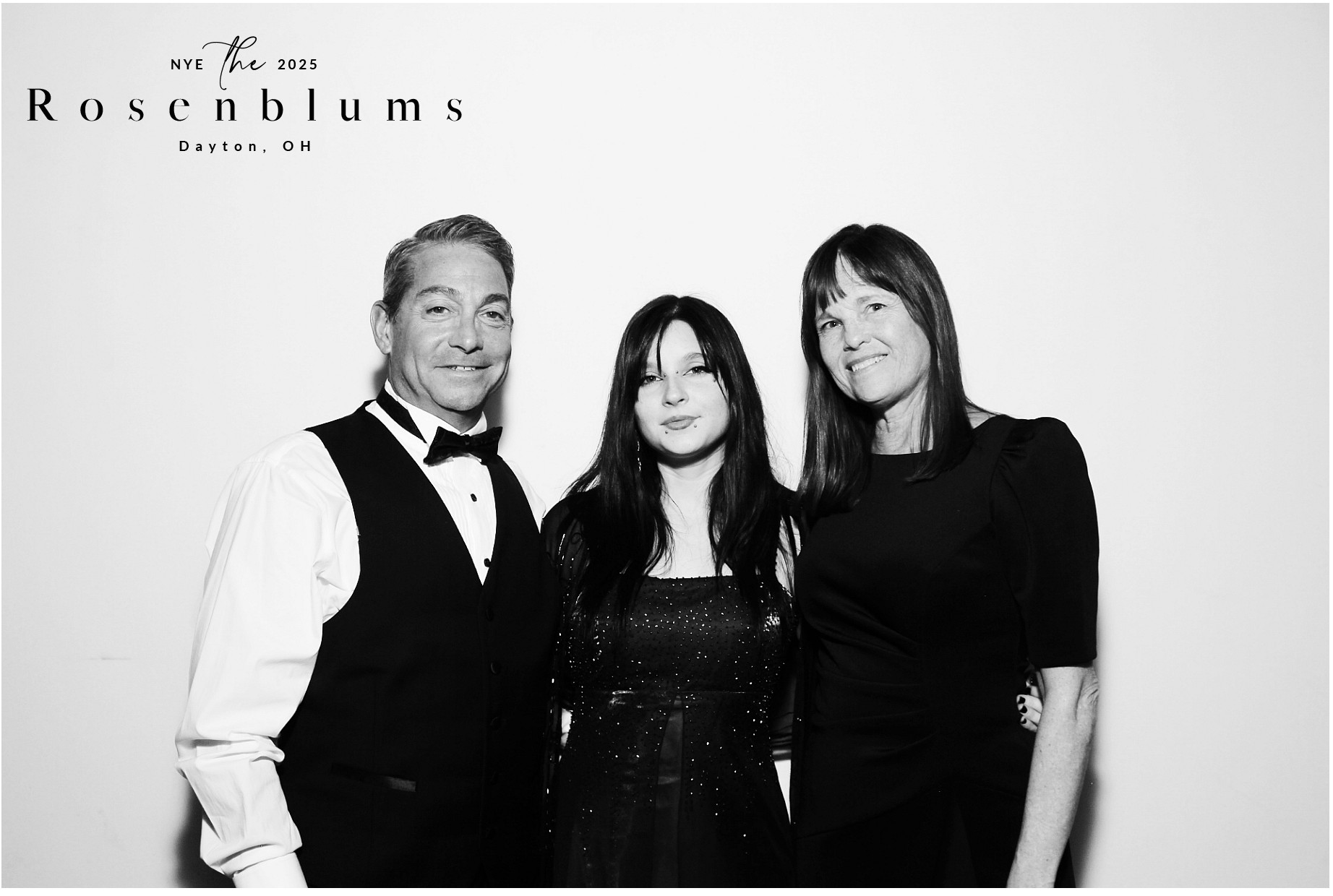 The Rosenblums | View more photos from the event at gallery.photoboothcincy.com/u/PhotoBoothCincy/The-Rosenblums