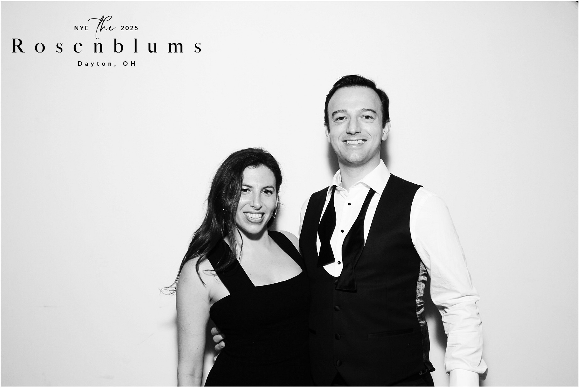 The Rosenblums | View more photos from the event at gallery.photoboothcincy.com/u/PhotoBoothCincy/The-Rosenblums