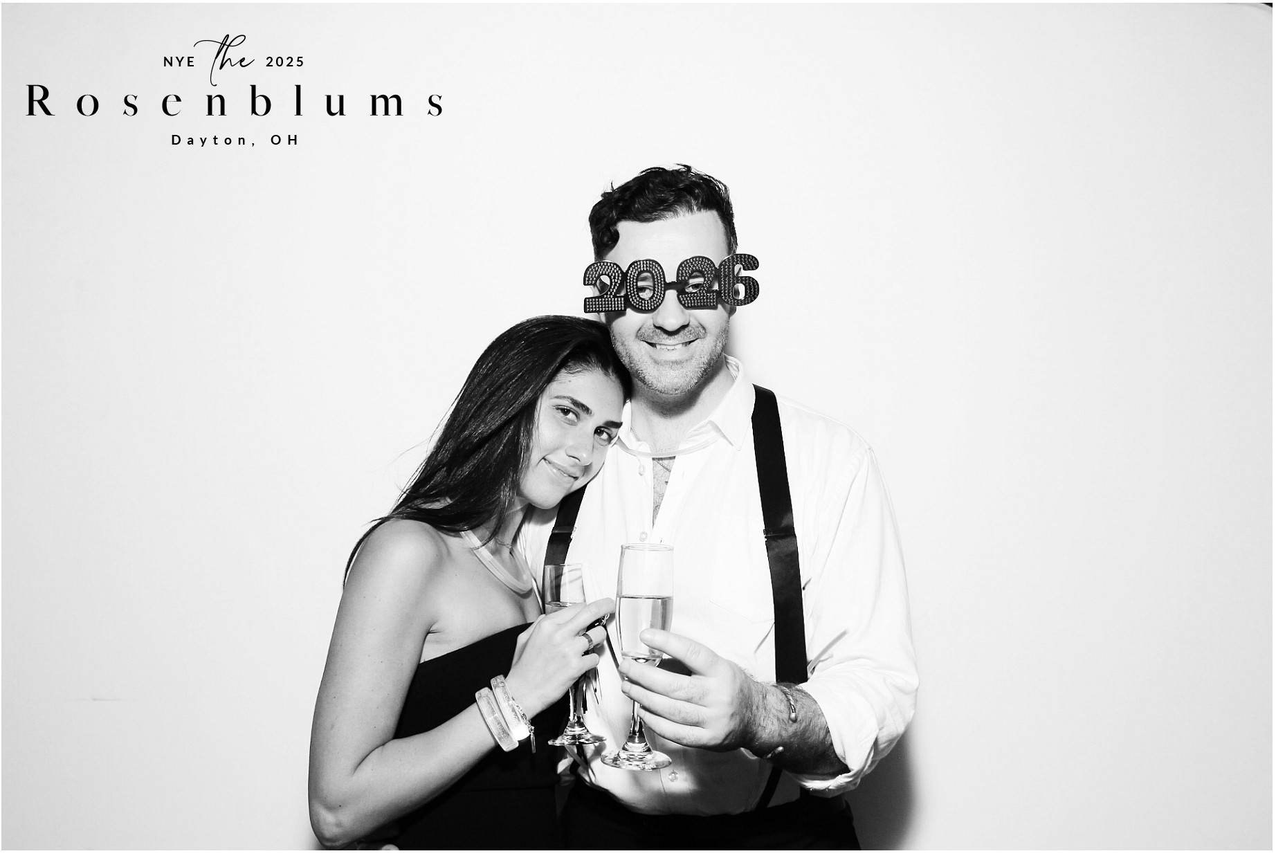 The Rosenblums | View more photos from the event at gallery.photoboothcincy.com/u/PhotoBoothCincy/The-Rosenblums