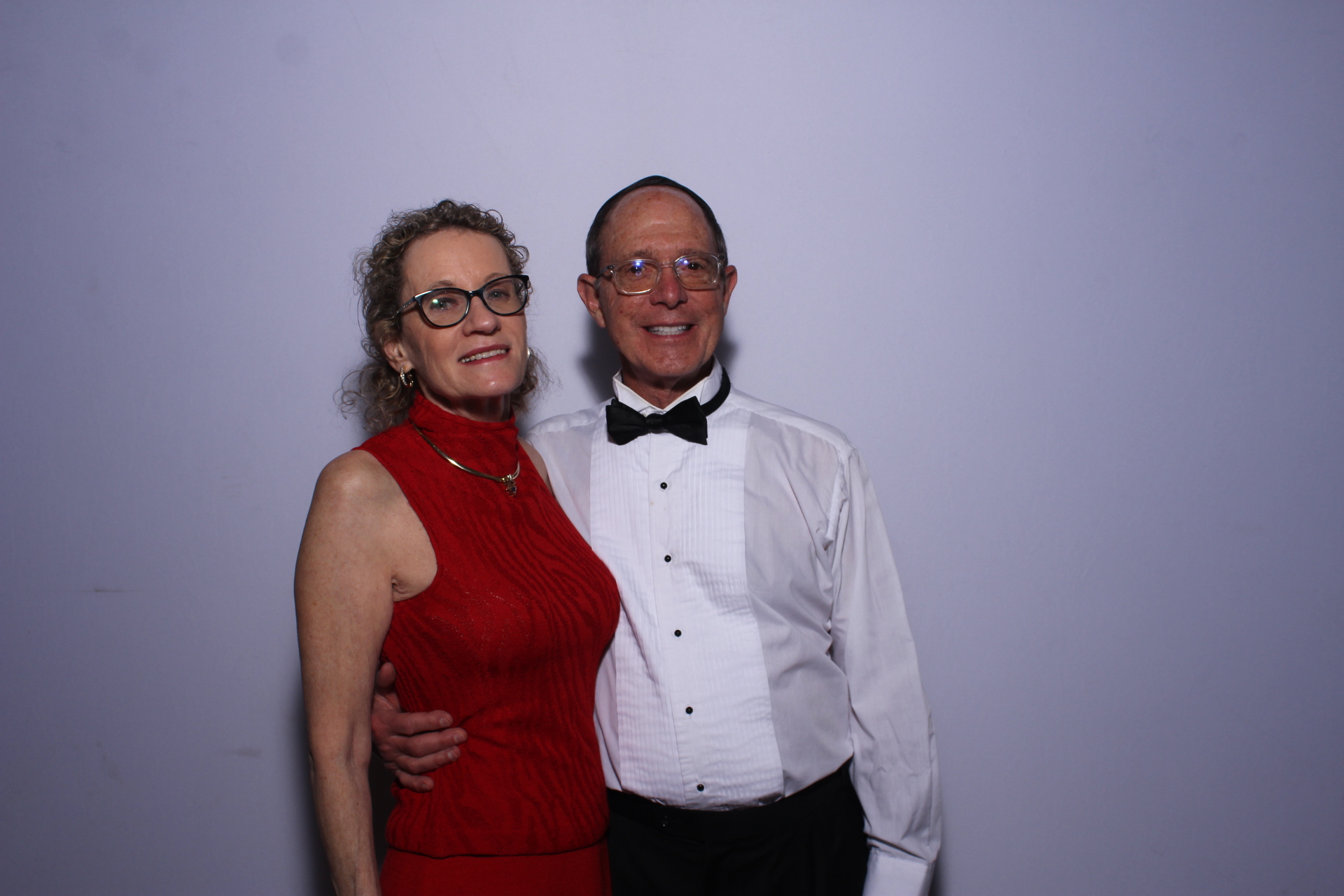 The Rosenblums | View more photos from the event at gallery.photoboothcincy.com/u/PhotoBoothCincy/The-Rosenblums