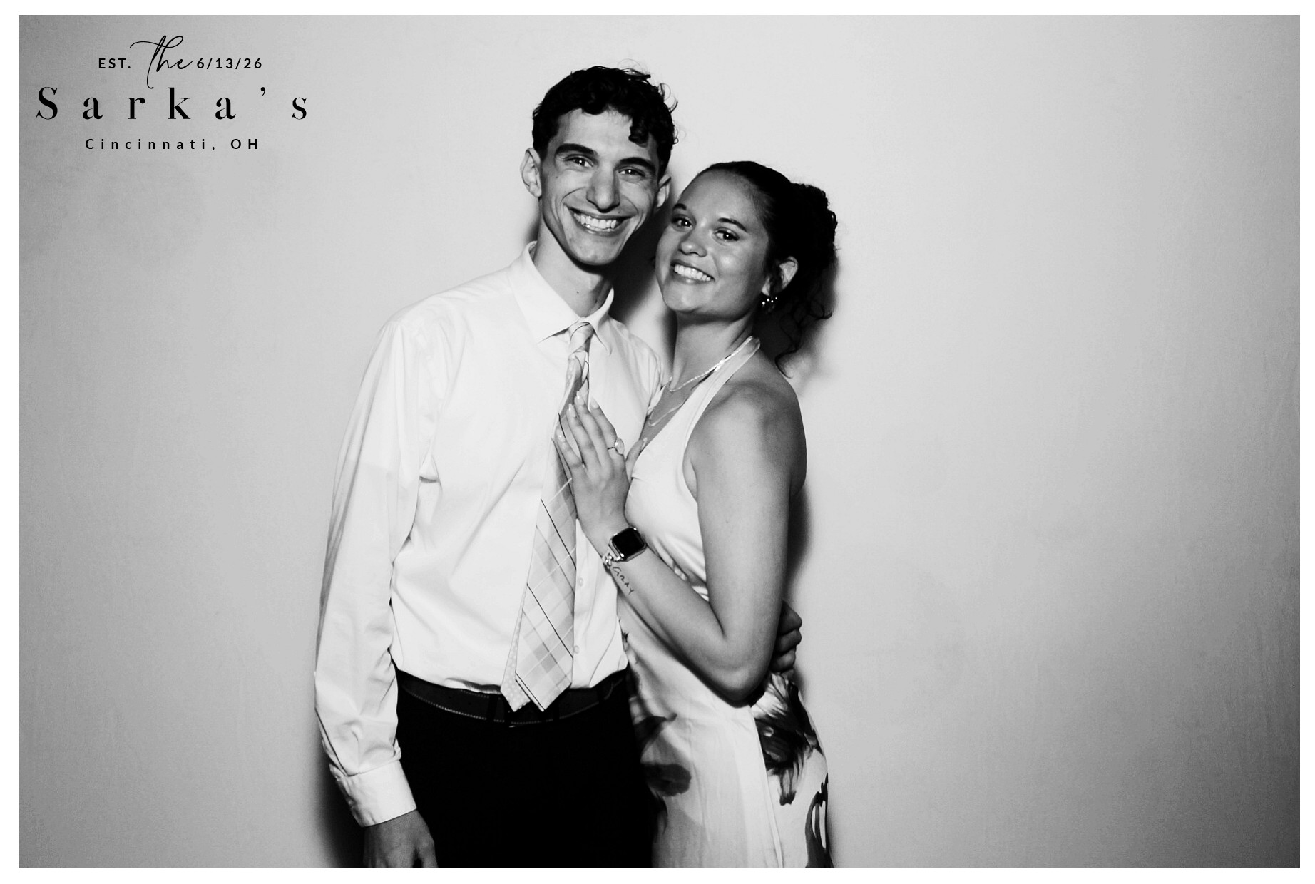 The Sarka's | View more photos from the event at gallery.photoboothcincy.com/u/PhotoBoothCincy/The-Sarkas