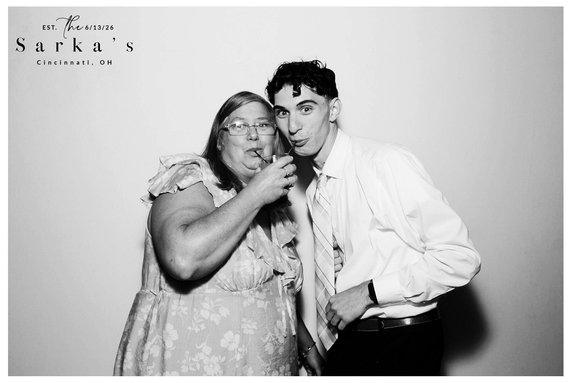 The Sarka's | View more photos from the event at gallery.photoboothcincy.com/u/PhotoBoothCincy/The-Sarkas