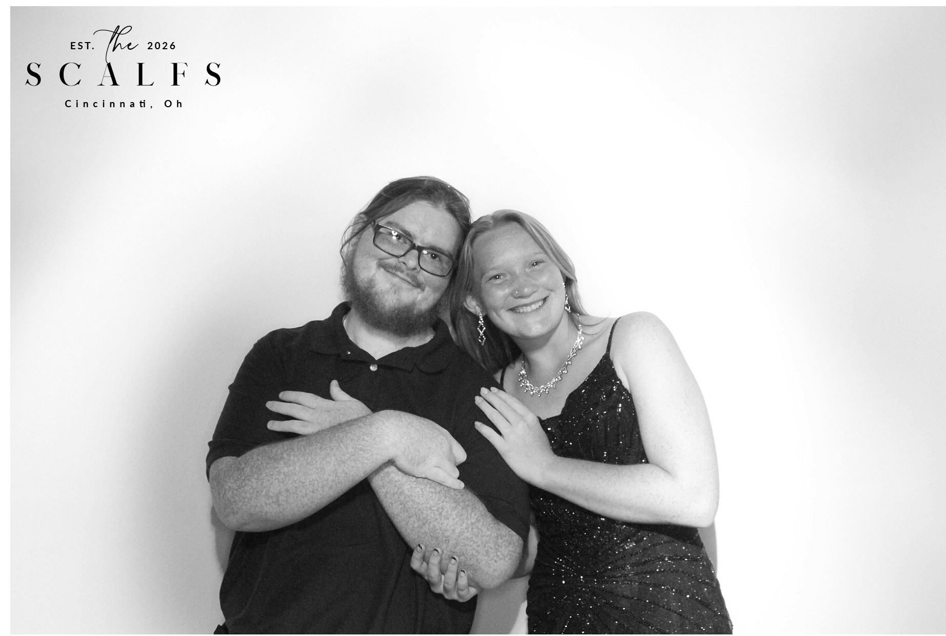 The Scalfs | View more photos from the event at gallery.photoboothcincy.com/u/PhotoBoothCincy/The-Scalfs