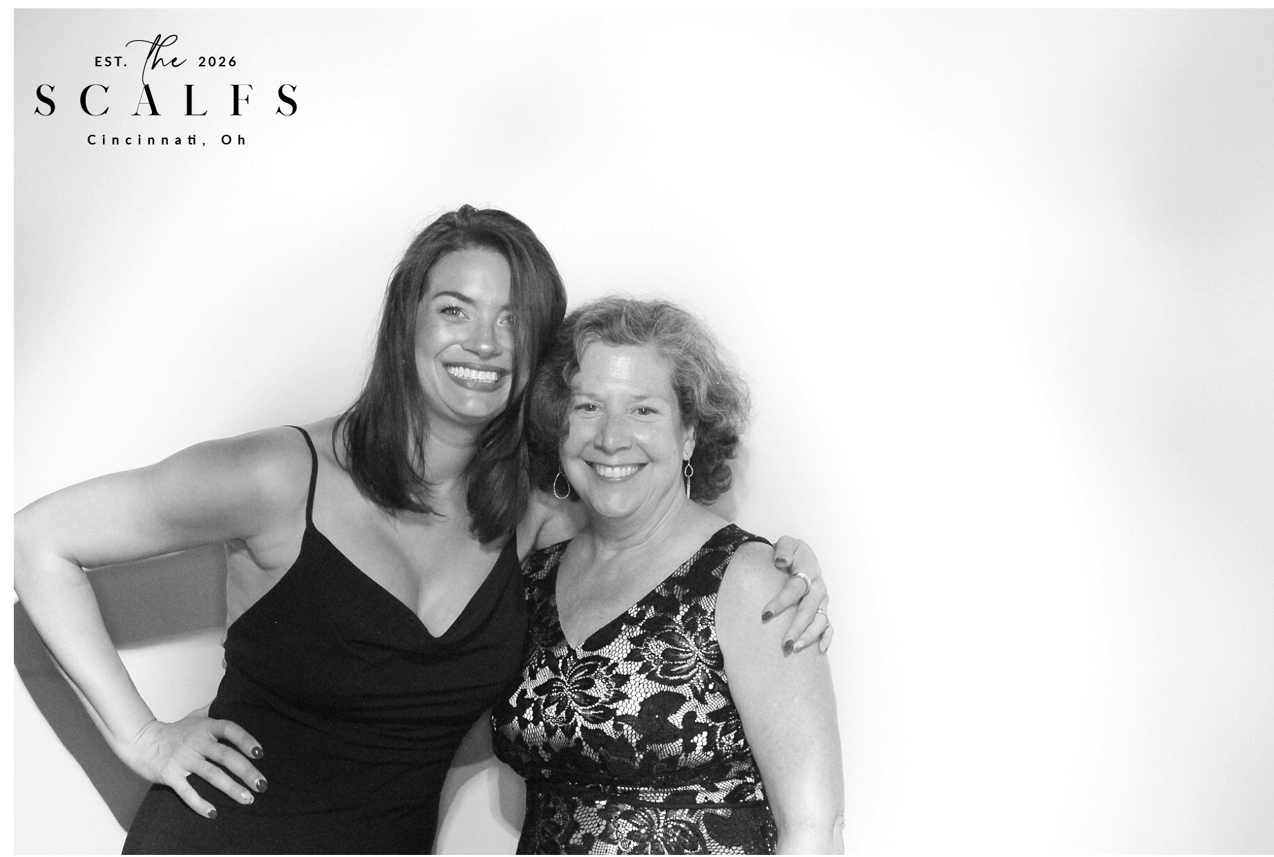 The Scalfs | View more photos from the event at gallery.photoboothcincy.com/u/PhotoBoothCincy/The-Scalfs