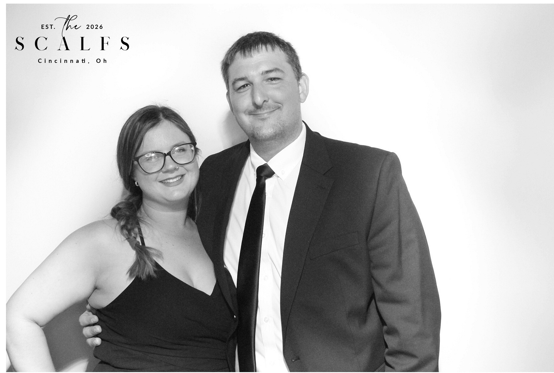 The Scalfs | View more photos from the event at gallery.photoboothcincy.com/u/PhotoBoothCincy/The-Scalfs