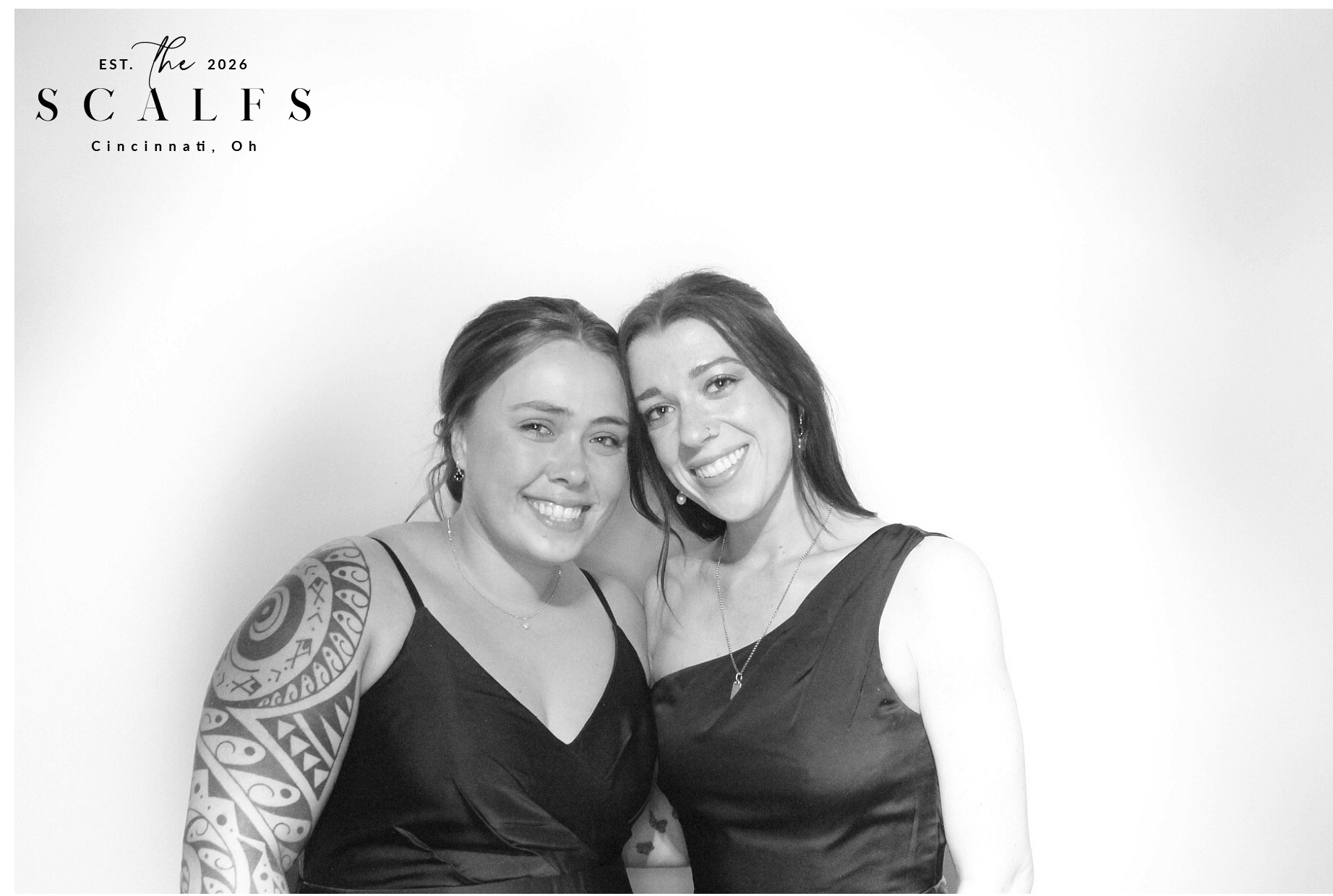 The Scalfs | View more photos from the event at gallery.photoboothcincy.com/u/PhotoBoothCincy/The-Scalfs
