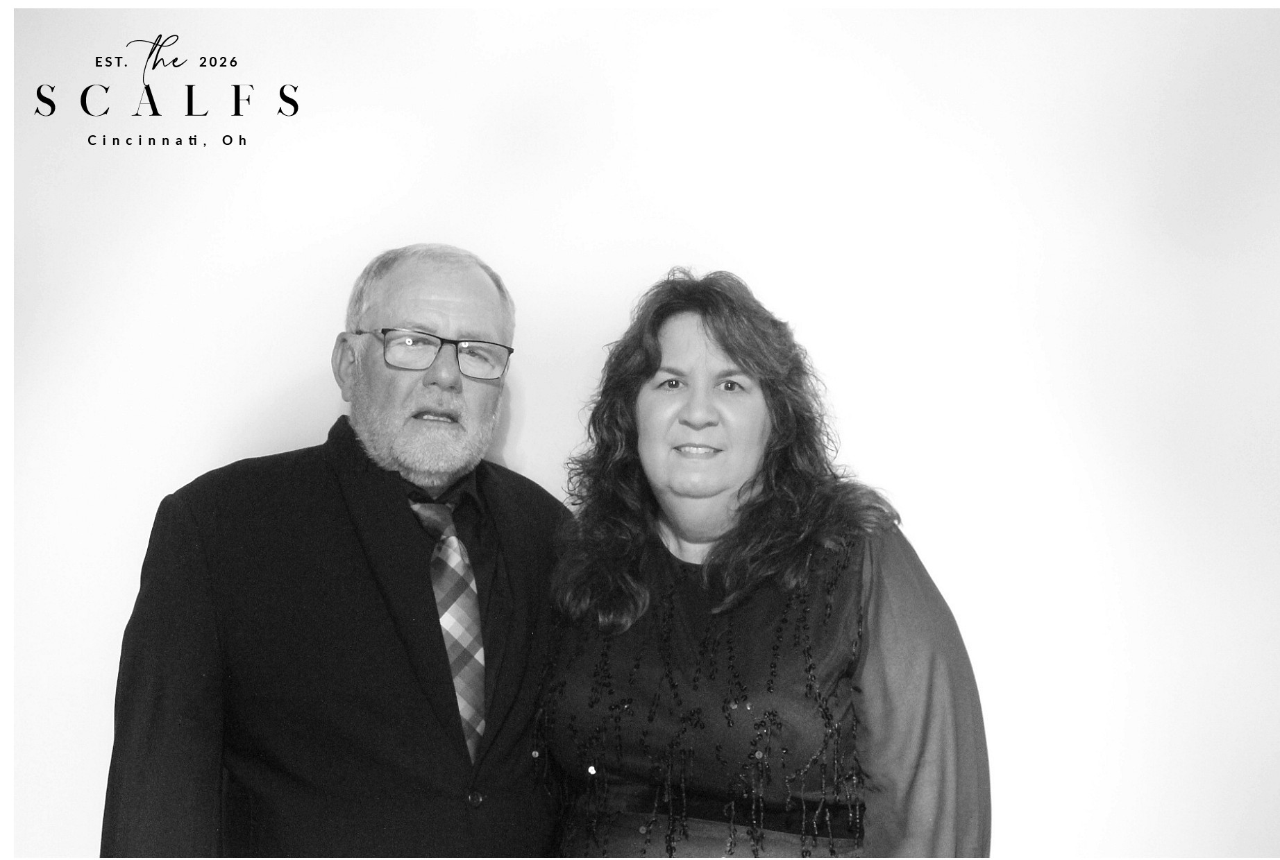 The Scalfs | View more photos from the event at gallery.photoboothcincy.com/u/PhotoBoothCincy/The-Scalfs