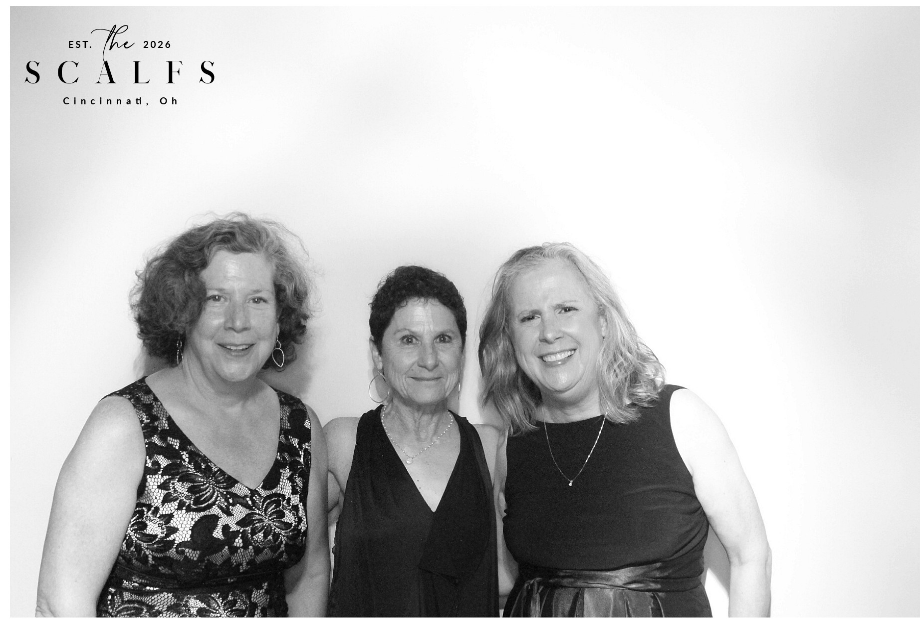 The Scalfs | View more photos from the event at gallery.photoboothcincy.com/u/PhotoBoothCincy/The-Scalfs
