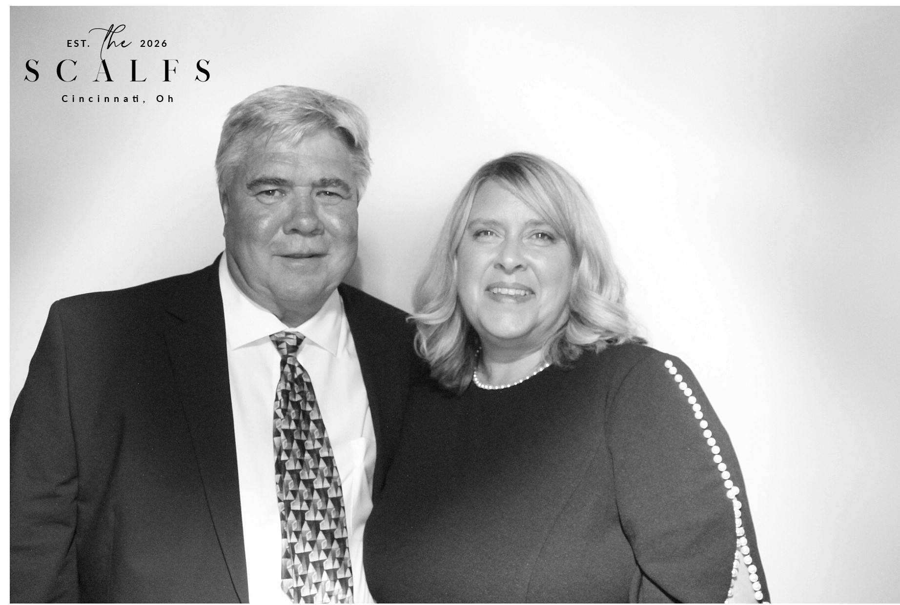 The Scalfs | View more photos from the event at gallery.photoboothcincy.com/u/PhotoBoothCincy/The-Scalfs