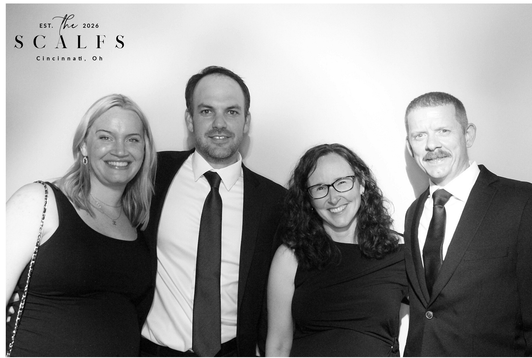 The Scalfs | View more photos from the event at gallery.photoboothcincy.com/u/PhotoBoothCincy/The-Scalfs
