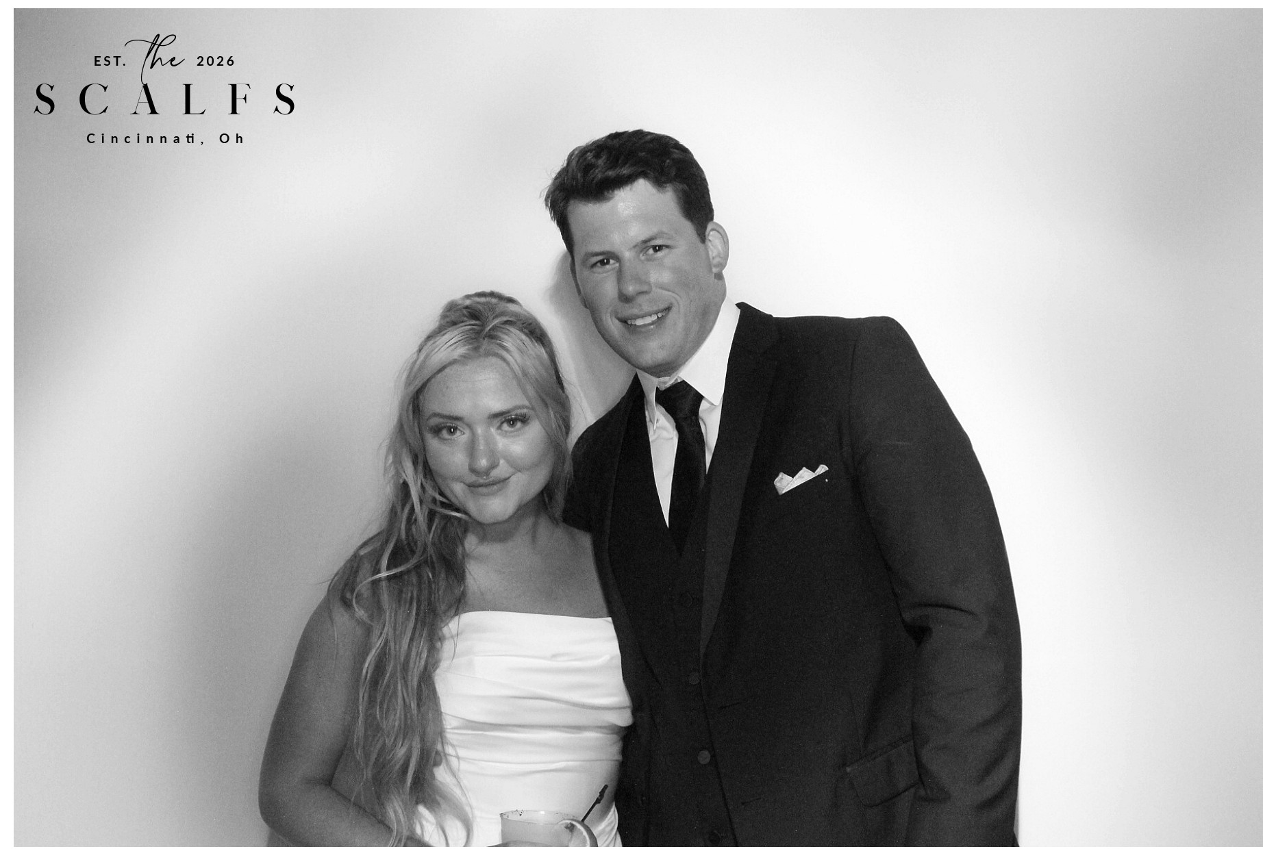 The Scalfs | View more photos from the event at gallery.photoboothcincy.com/u/PhotoBoothCincy/The-Scalfs