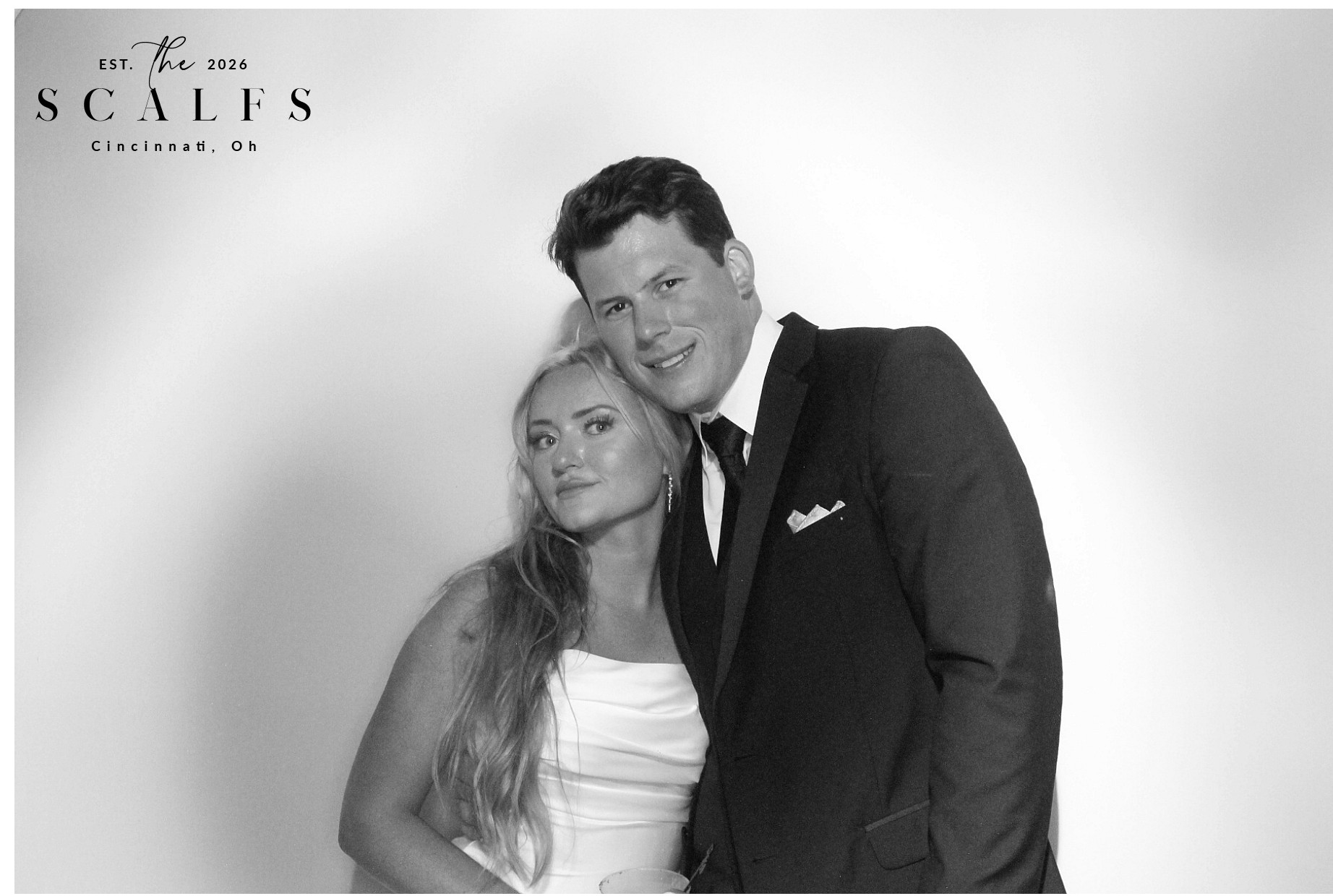 The Scalfs | View more photos from the event at gallery.photoboothcincy.com/u/PhotoBoothCincy/The-Scalfs