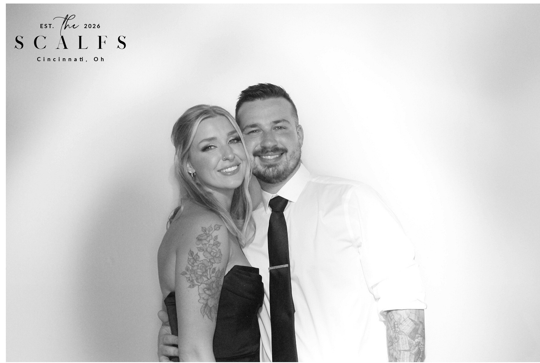 The Scalfs | View more photos from the event at gallery.photoboothcincy.com/u/PhotoBoothCincy/The-Scalfs