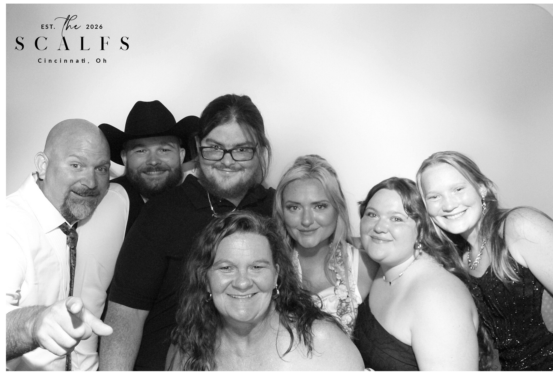 The Scalfs | View more photos from the event at gallery.photoboothcincy.com/u/PhotoBoothCincy/The-Scalfs