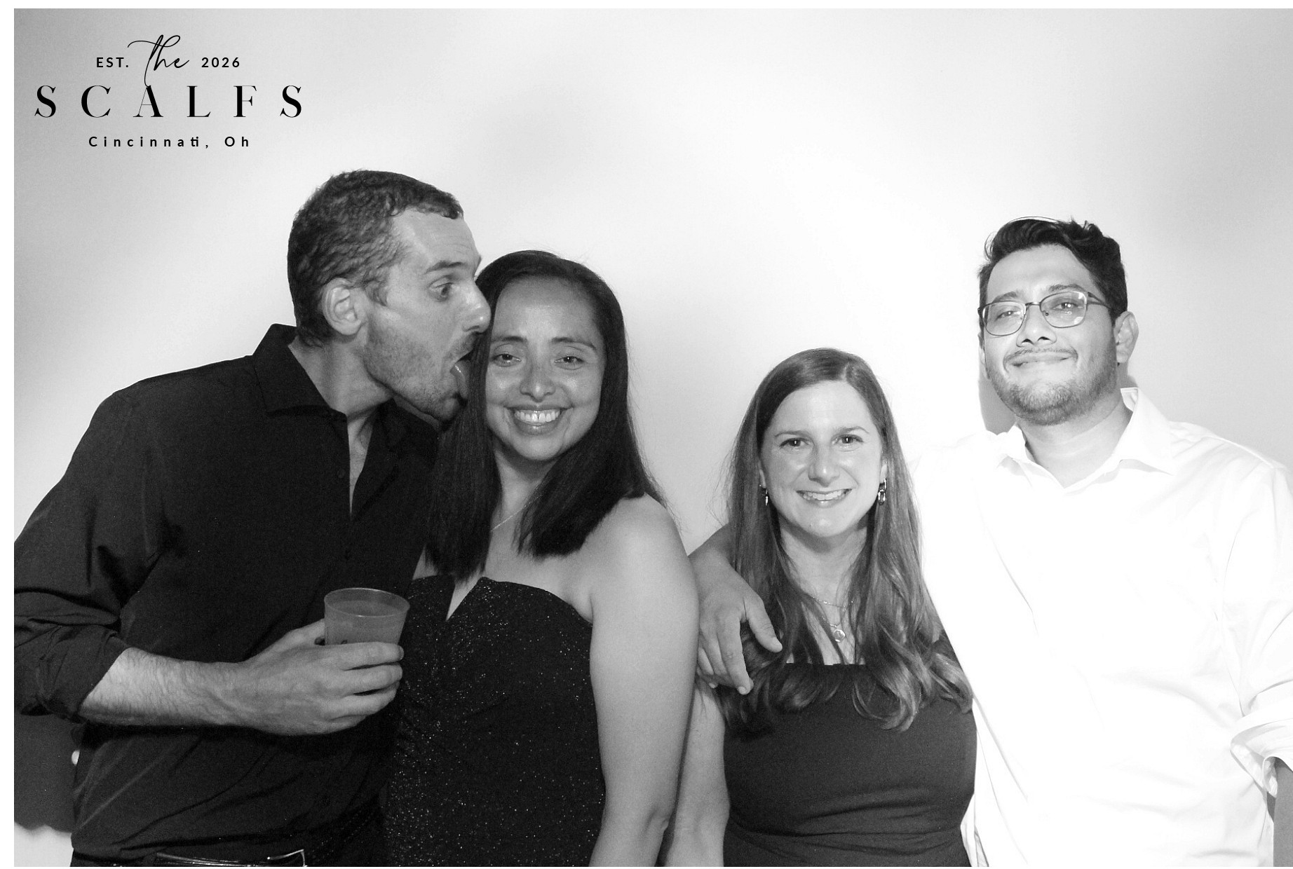The Scalfs | View more photos from the event at gallery.photoboothcincy.com/u/PhotoBoothCincy/The-Scalfs