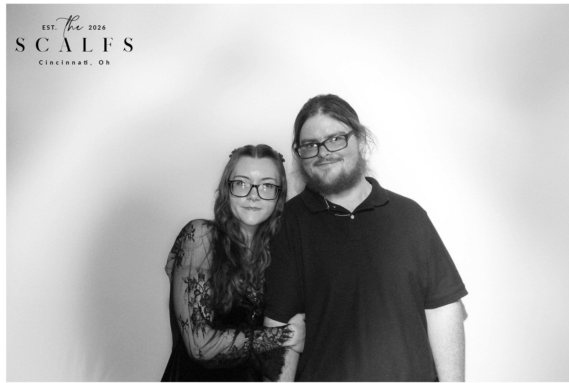 The Scalfs | View more photos from the event at gallery.photoboothcincy.com/u/PhotoBoothCincy/The-Scalfs