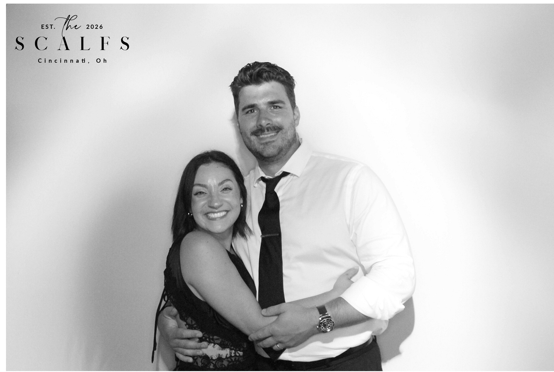 The Scalfs | View more photos from the event at gallery.photoboothcincy.com/u/PhotoBoothCincy/The-Scalfs