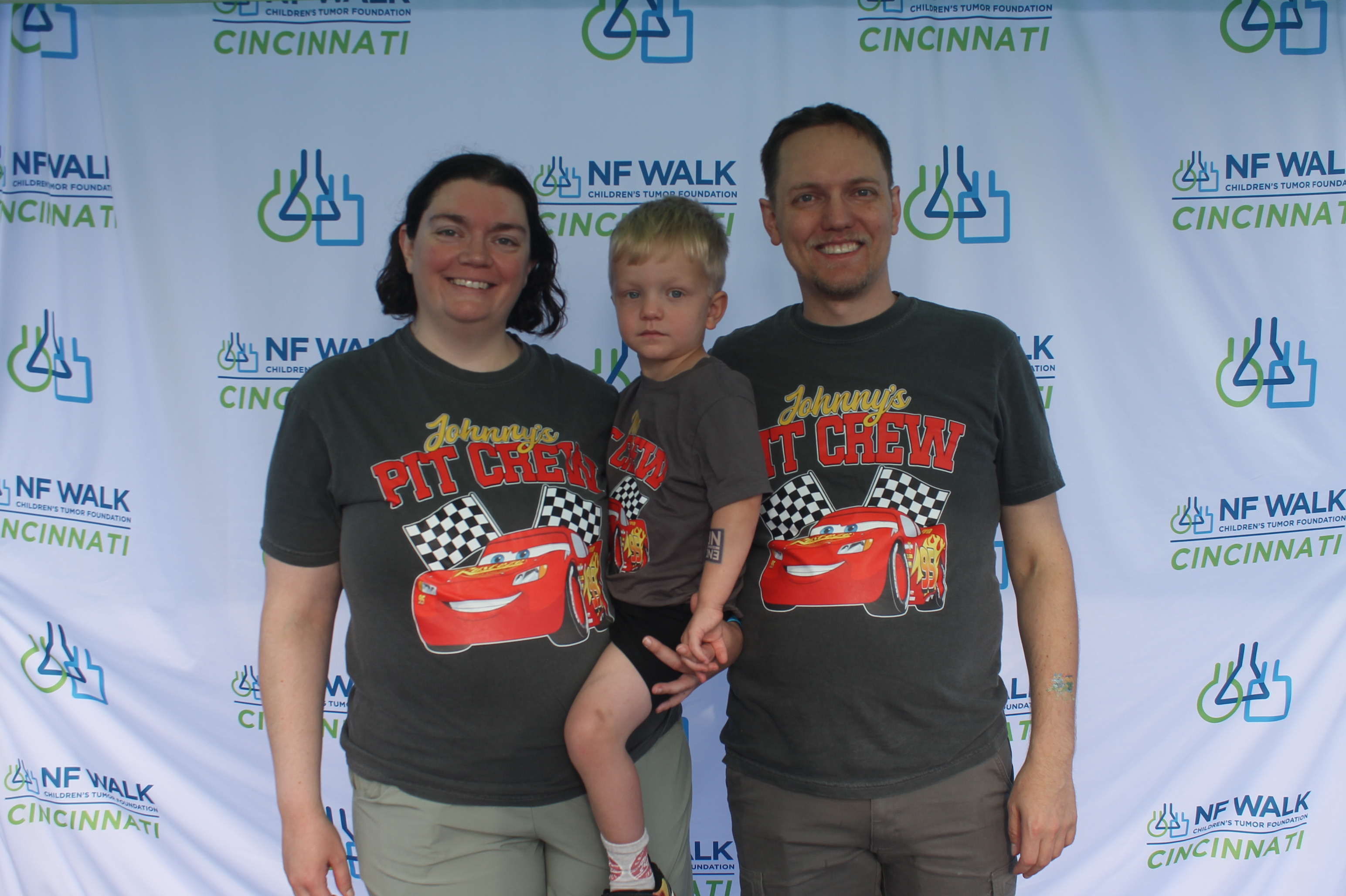 The Sine A Light NF Walk | View more photos from the event at gallery.photoboothcincy.com/u/PhotoBoothCincy/The-Sine-A-Light-NF-Walk