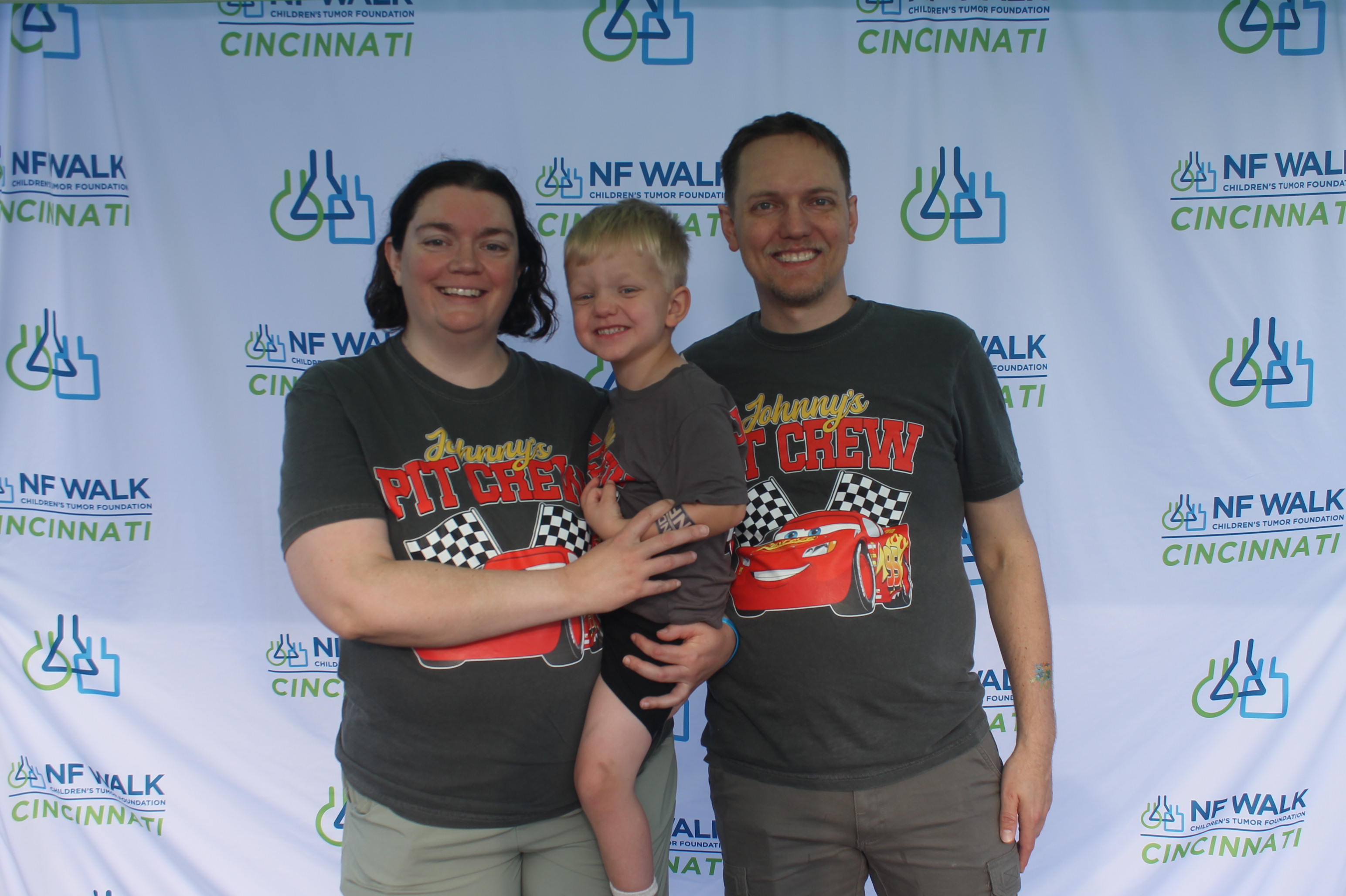 The Sine A Light NF Walk | View more photos from the event at gallery.photoboothcincy.com/u/PhotoBoothCincy/The-Sine-A-Light-NF-Walk