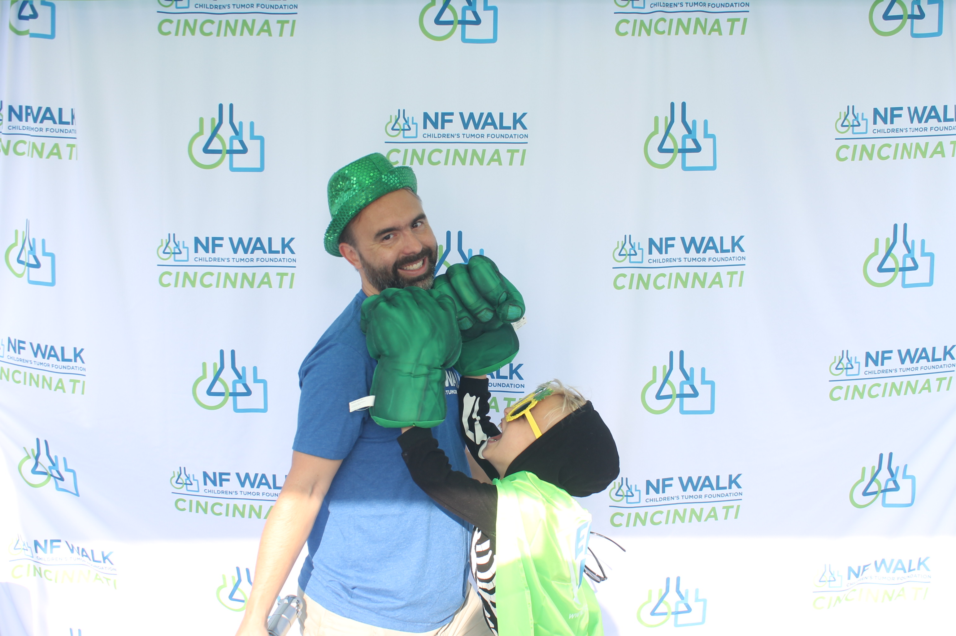 The Sine A Light NF Walk | View more photos from the event at gallery.photoboothcincy.com/u/PhotoBoothCincy/The-Sine-A-Light-NF-Walk