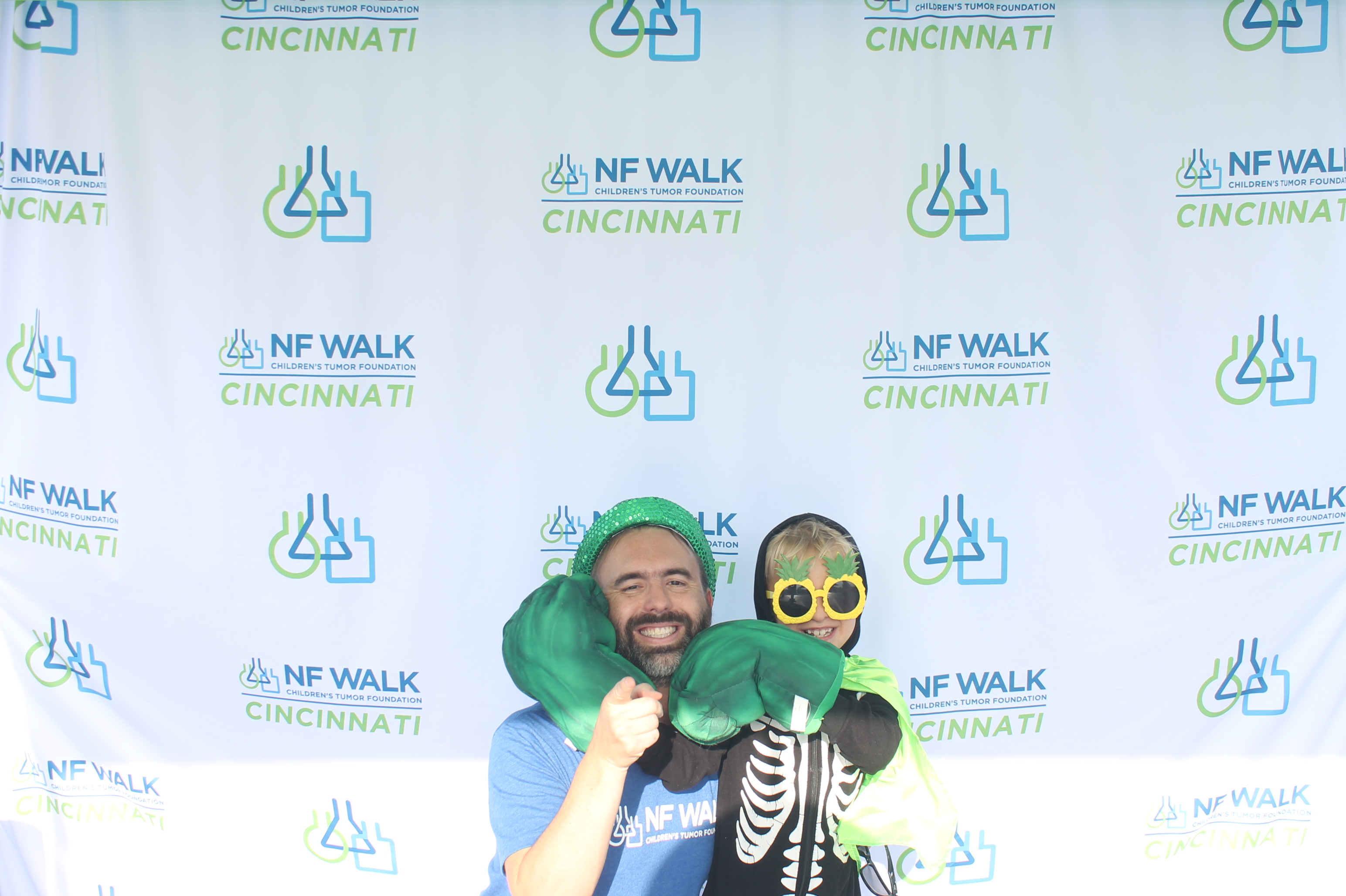 The Sine A Light NF Walk | View more photos from the event at gallery.photoboothcincy.com/u/PhotoBoothCincy/The-Sine-A-Light-NF-Walk