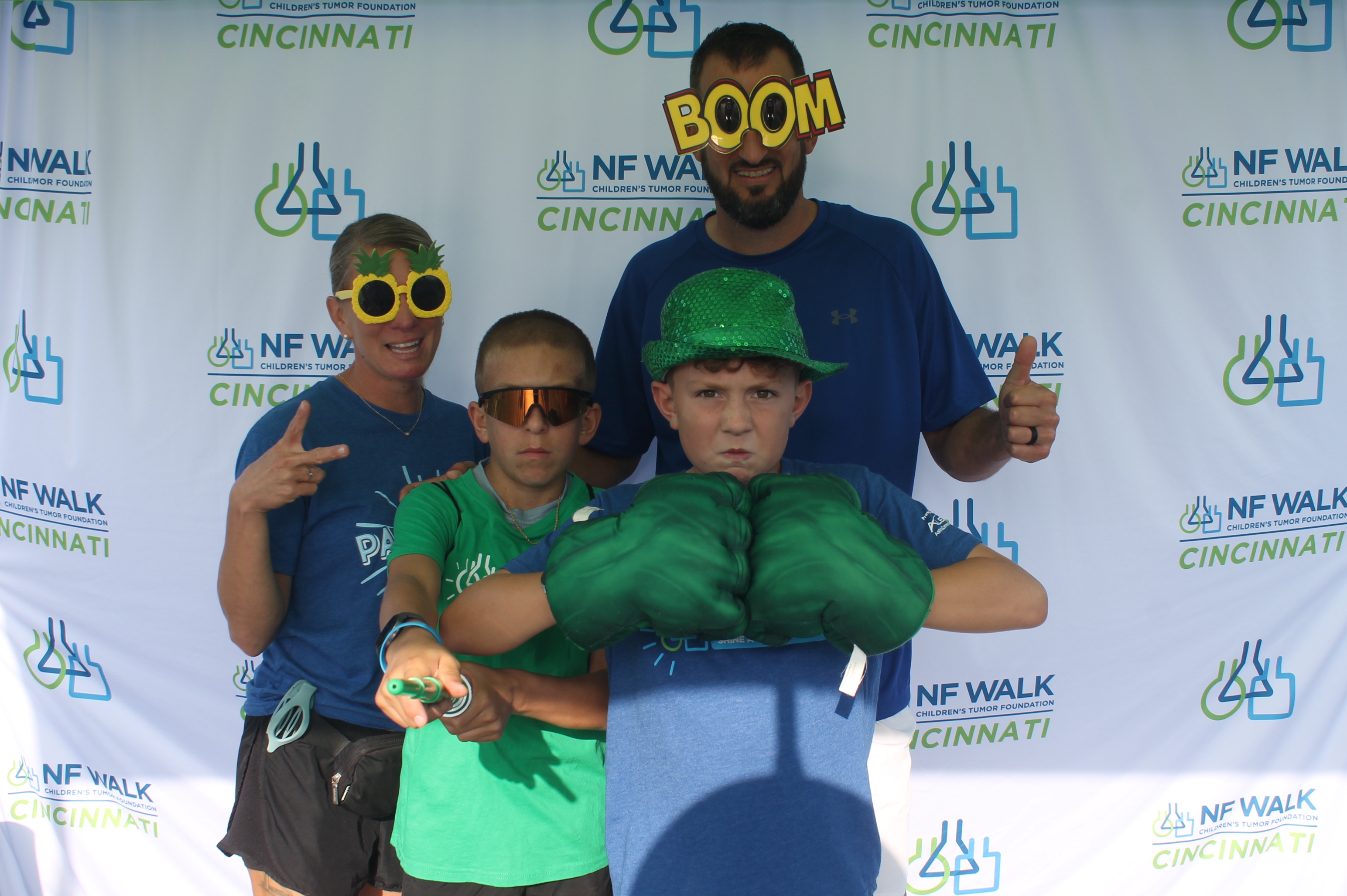 The Sine A Light NF Walk | View more photos from the event at gallery.photoboothcincy.com/u/PhotoBoothCincy/The-Sine-A-Light-NF-Walk