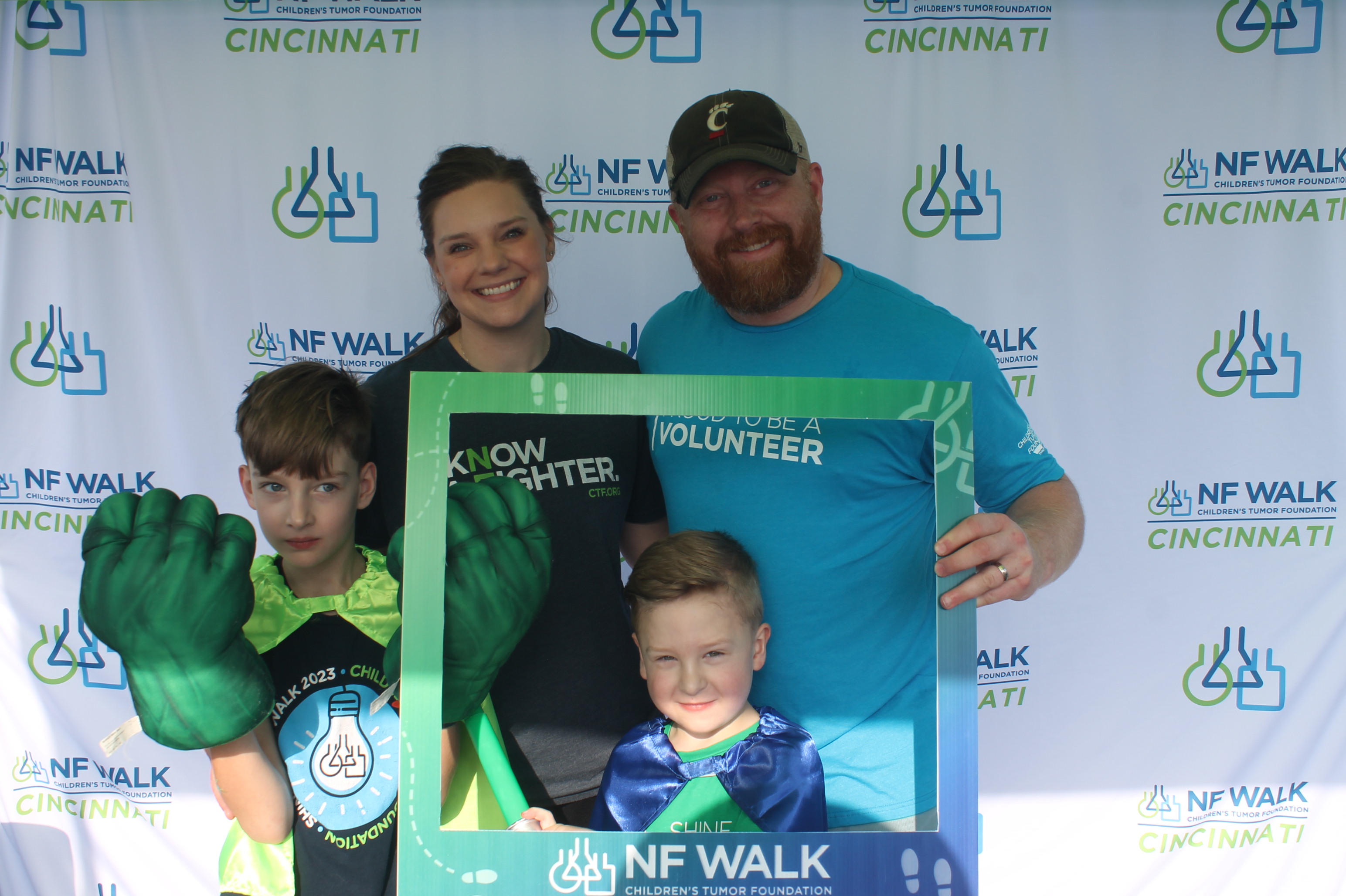The Sine A Light NF Walk | View more photos from the event at gallery.photoboothcincy.com/u/PhotoBoothCincy/The-Sine-A-Light-NF-Walk