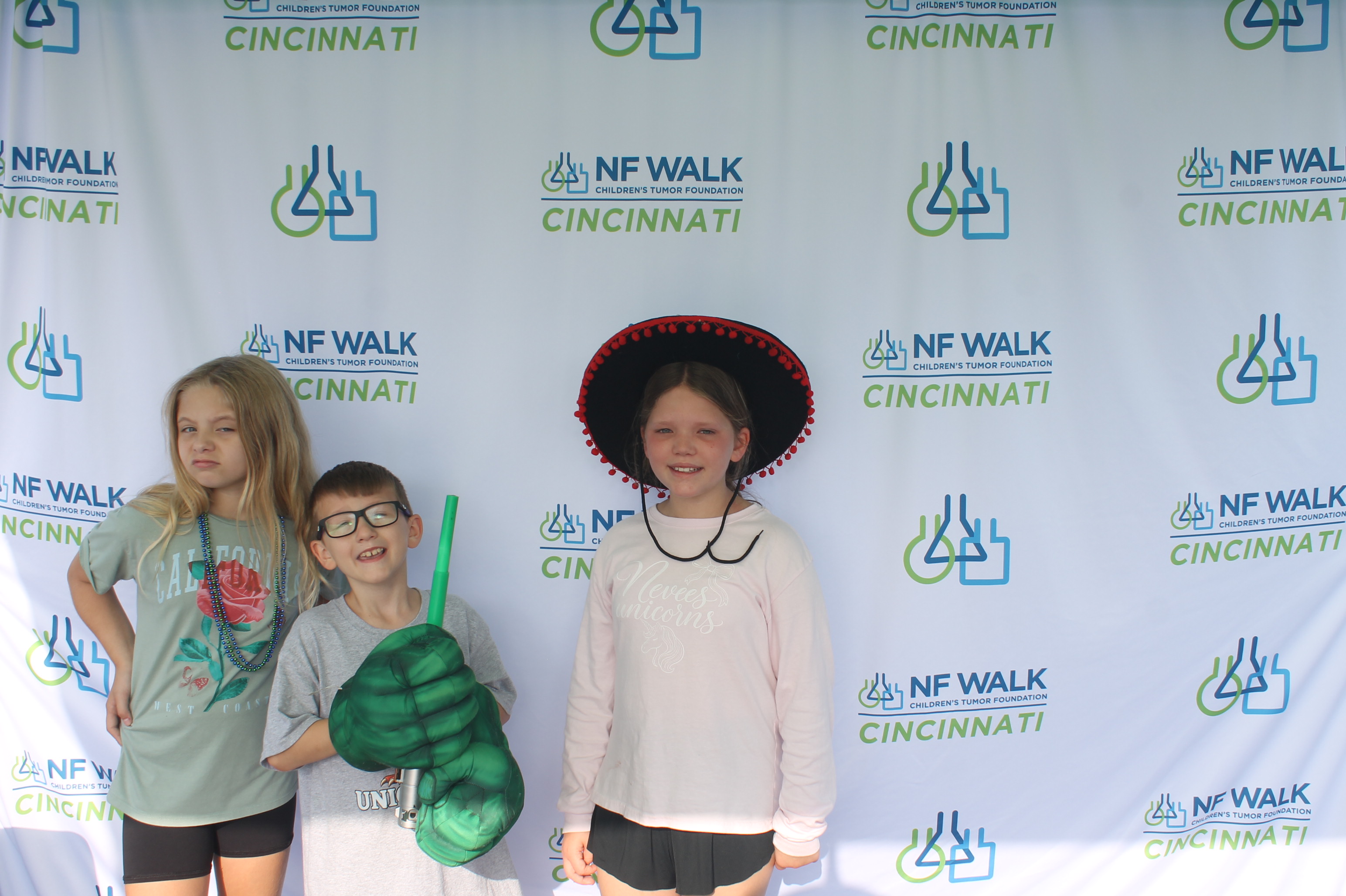 The Sine A Light NF Walk | View more photos from the event at gallery.photoboothcincy.com/u/PhotoBoothCincy/The-Sine-A-Light-NF-Walk