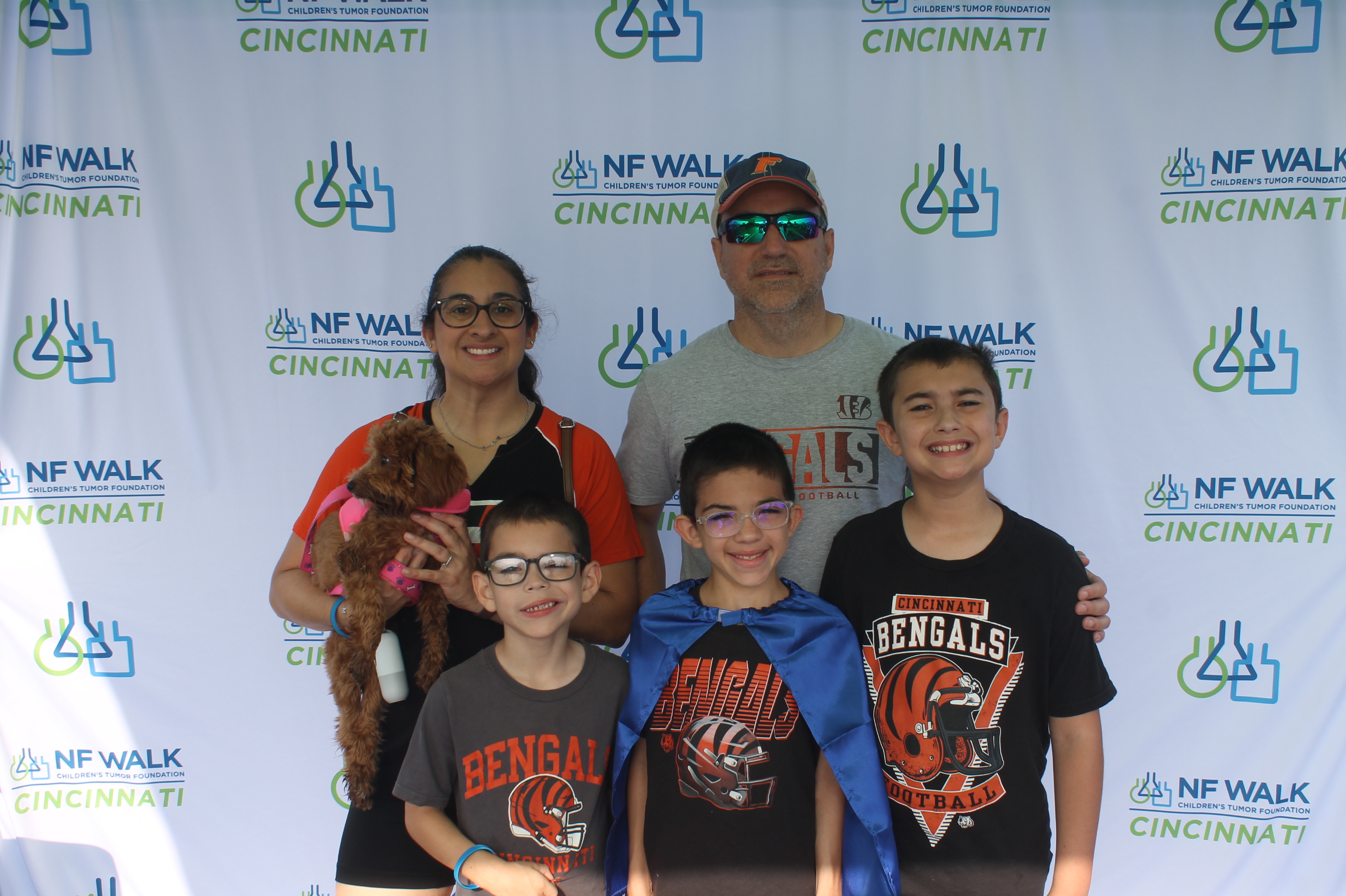 The Sine A Light NF Walk | View more photos from the event at gallery.photoboothcincy.com/u/PhotoBoothCincy/The-Sine-A-Light-NF-Walk