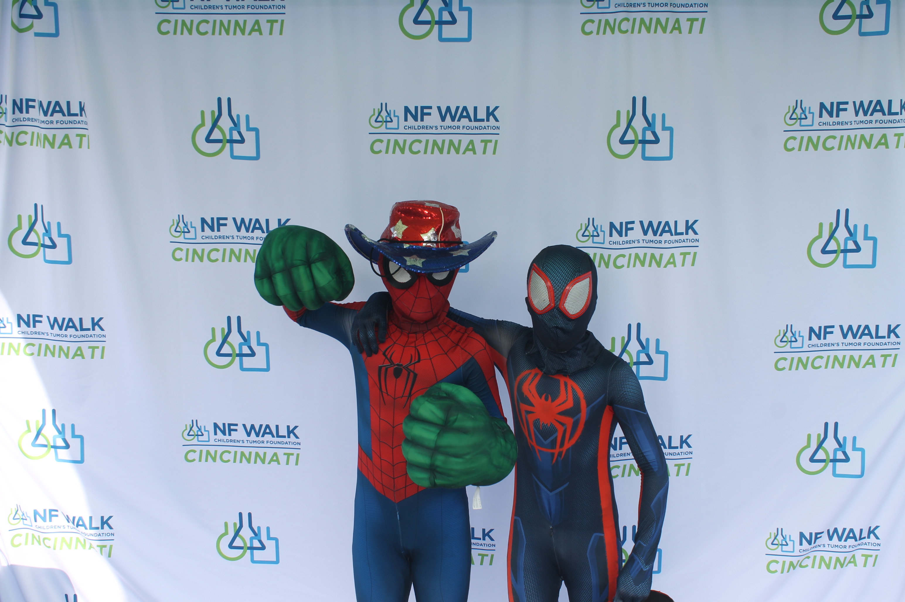 The Sine A Light NF Walk | View more photos from the event at gallery.photoboothcincy.com/u/PhotoBoothCincy/The-Sine-A-Light-NF-Walk