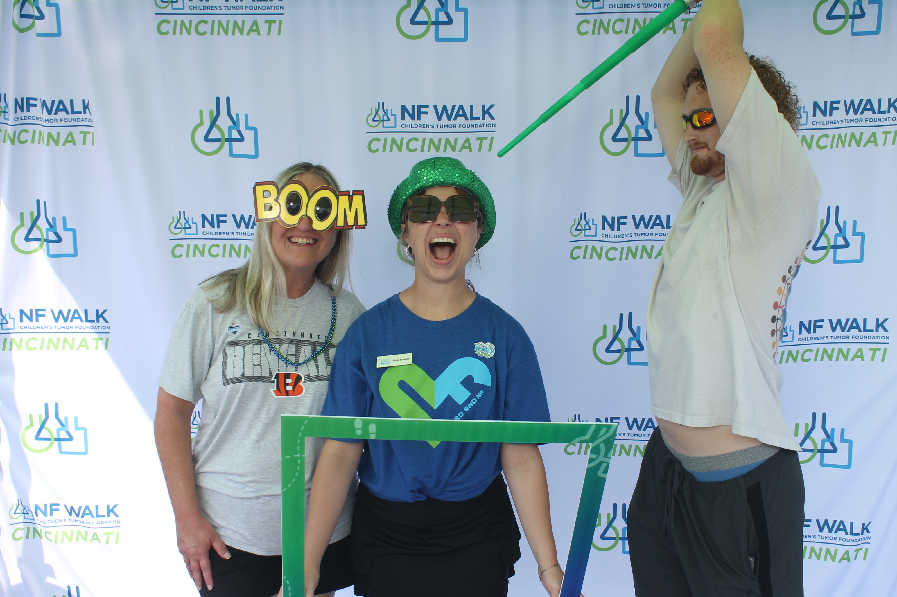 The Sine A Light NF Walk | View more photos from the event at gallery.photoboothcincy.com/u/PhotoBoothCincy/The-Sine-A-Light-NF-Walk