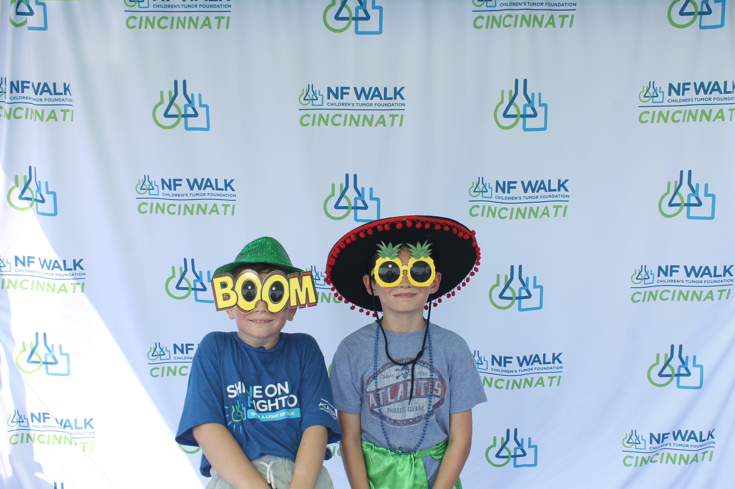 The Sine A Light NF Walk | View more photos from the event at gallery.photoboothcincy.com/u/PhotoBoothCincy/The-Sine-A-Light-NF-Walk