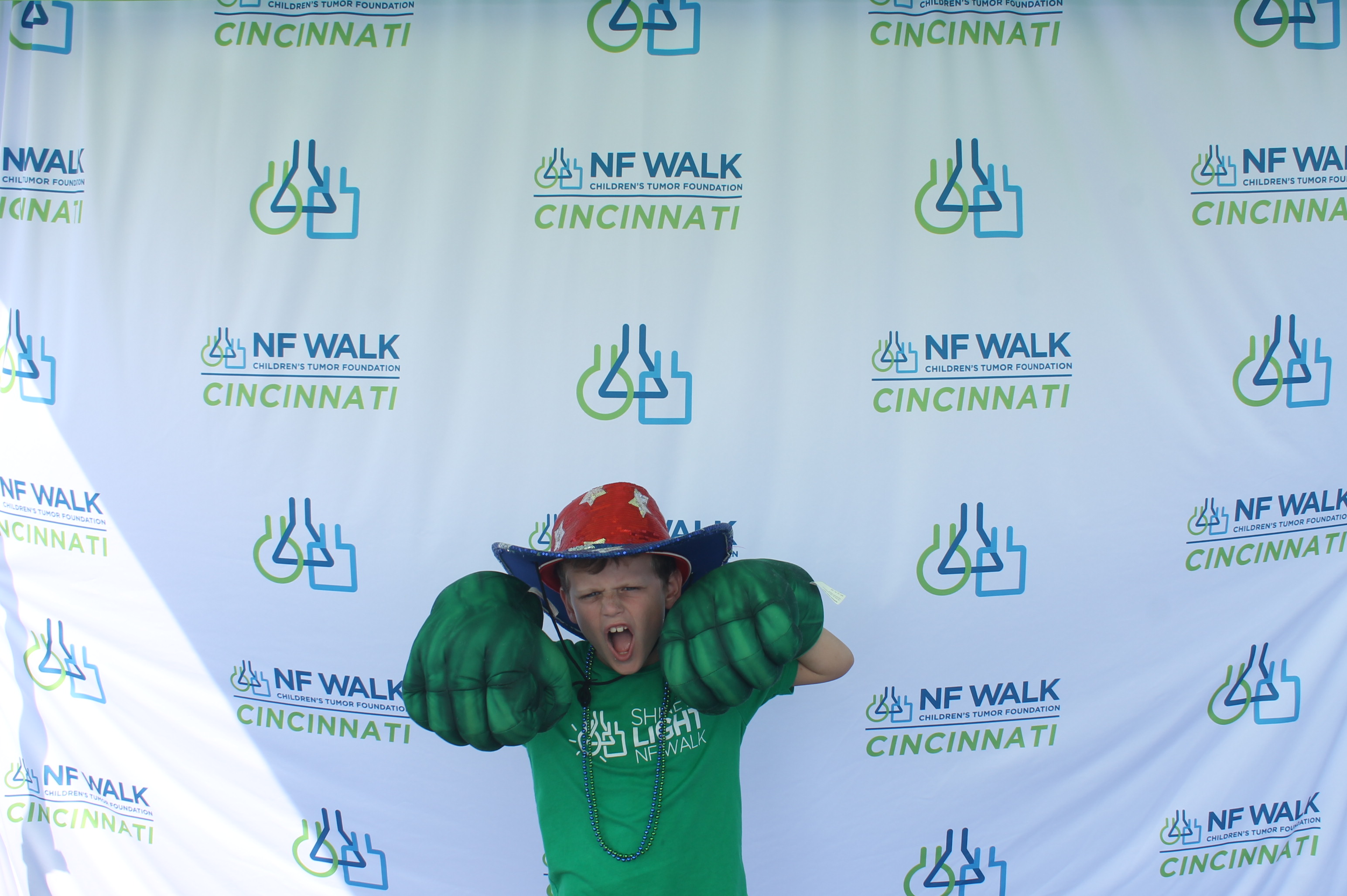 The Sine A Light NF Walk | View more photos from the event at gallery.photoboothcincy.com/u/PhotoBoothCincy/The-Sine-A-Light-NF-Walk