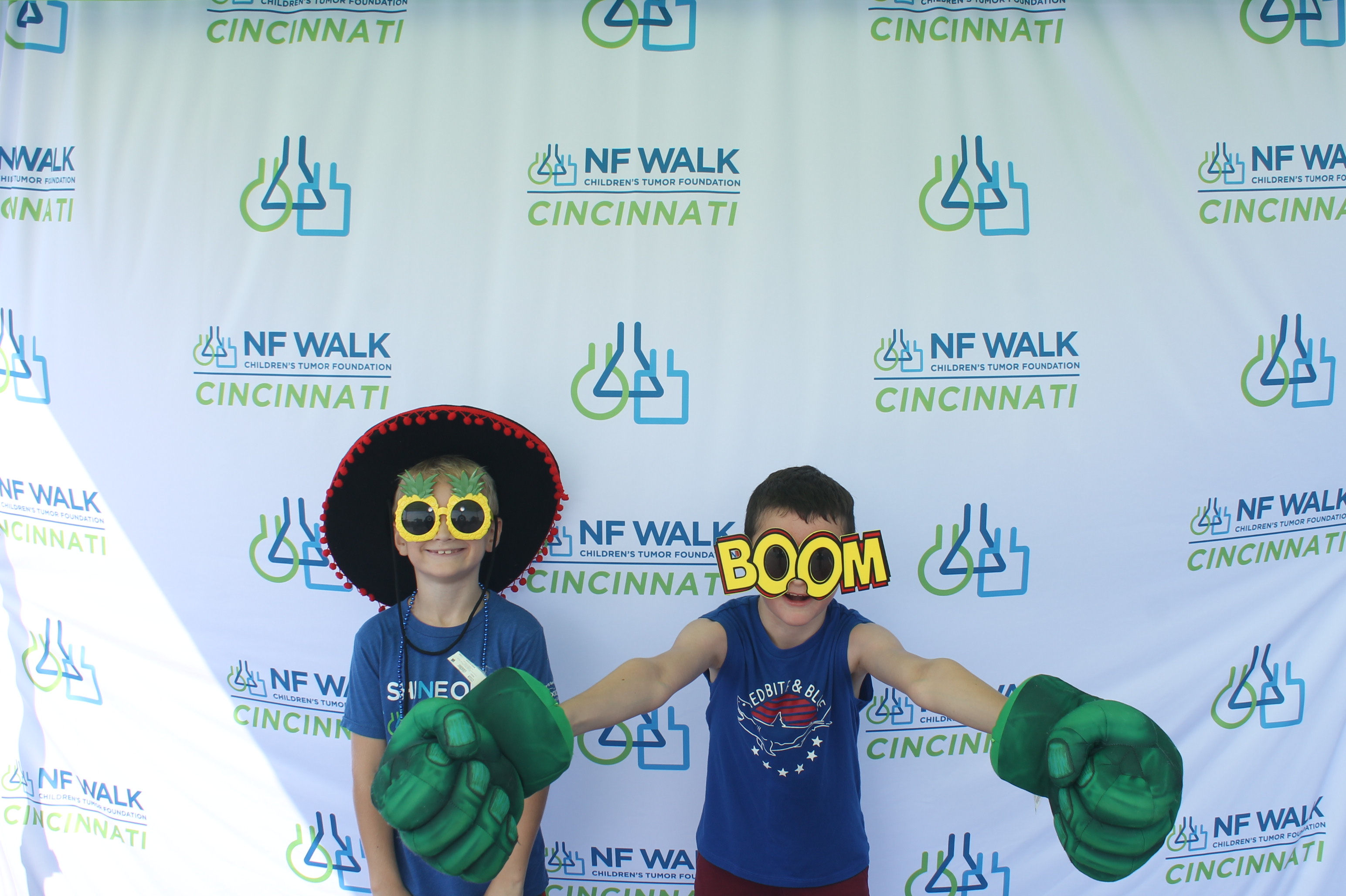 The Sine A Light NF Walk | View more photos from the event at gallery.photoboothcincy.com/u/PhotoBoothCincy/The-Sine-A-Light-NF-Walk