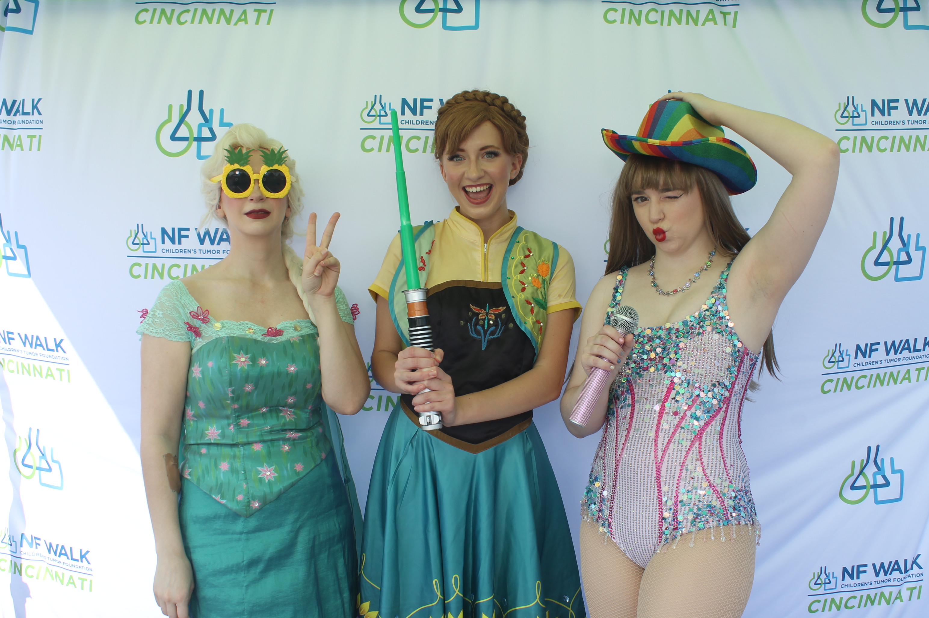 The Sine A Light NF Walk | View more photos from the event at gallery.photoboothcincy.com/u/PhotoBoothCincy/The-Sine-A-Light-NF-Walk