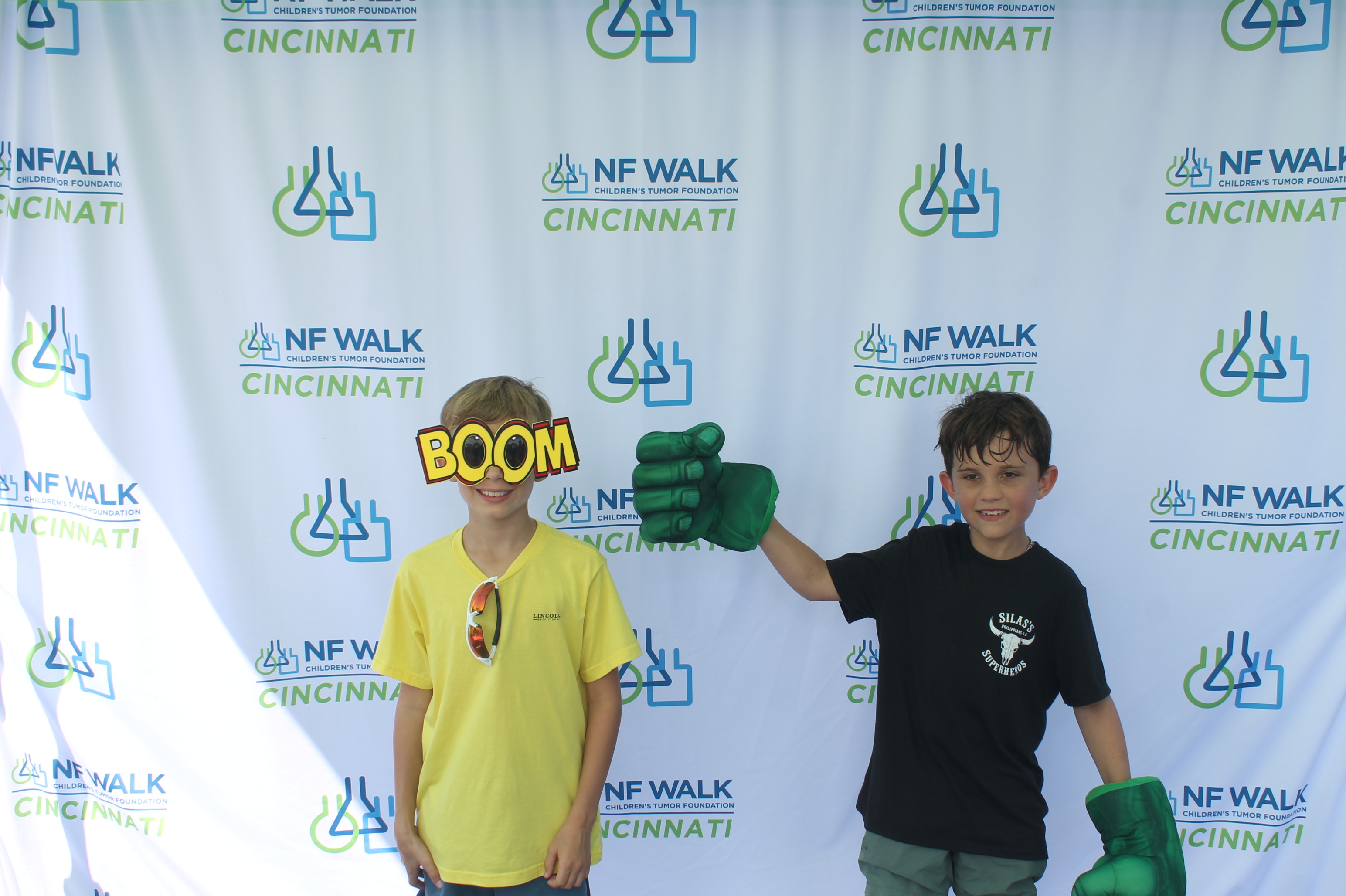 The Sine A Light NF Walk | View more photos from the event at gallery.photoboothcincy.com/u/PhotoBoothCincy/The-Sine-A-Light-NF-Walk