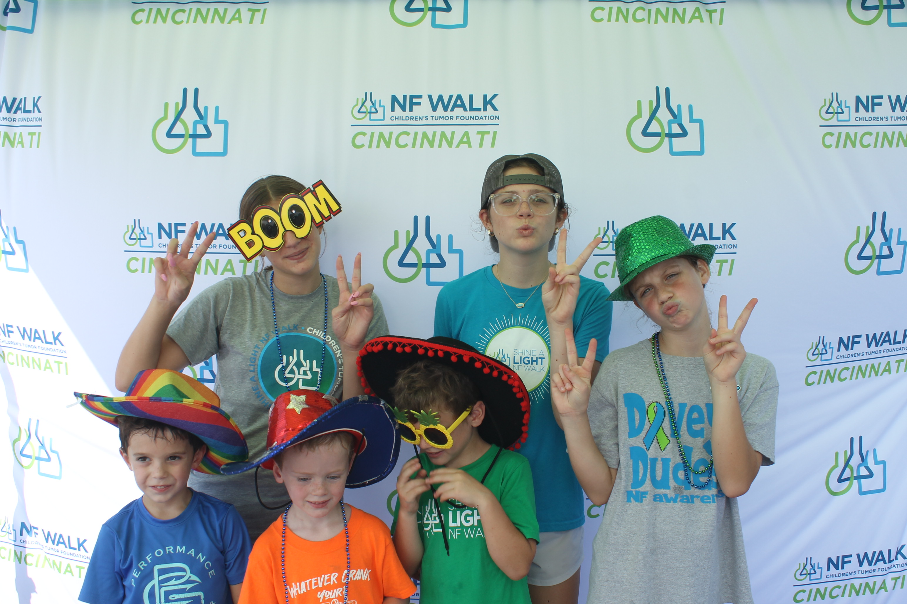 The Sine A Light NF Walk | View more photos from the event at gallery.photoboothcincy.com/u/PhotoBoothCincy/The-Sine-A-Light-NF-Walk