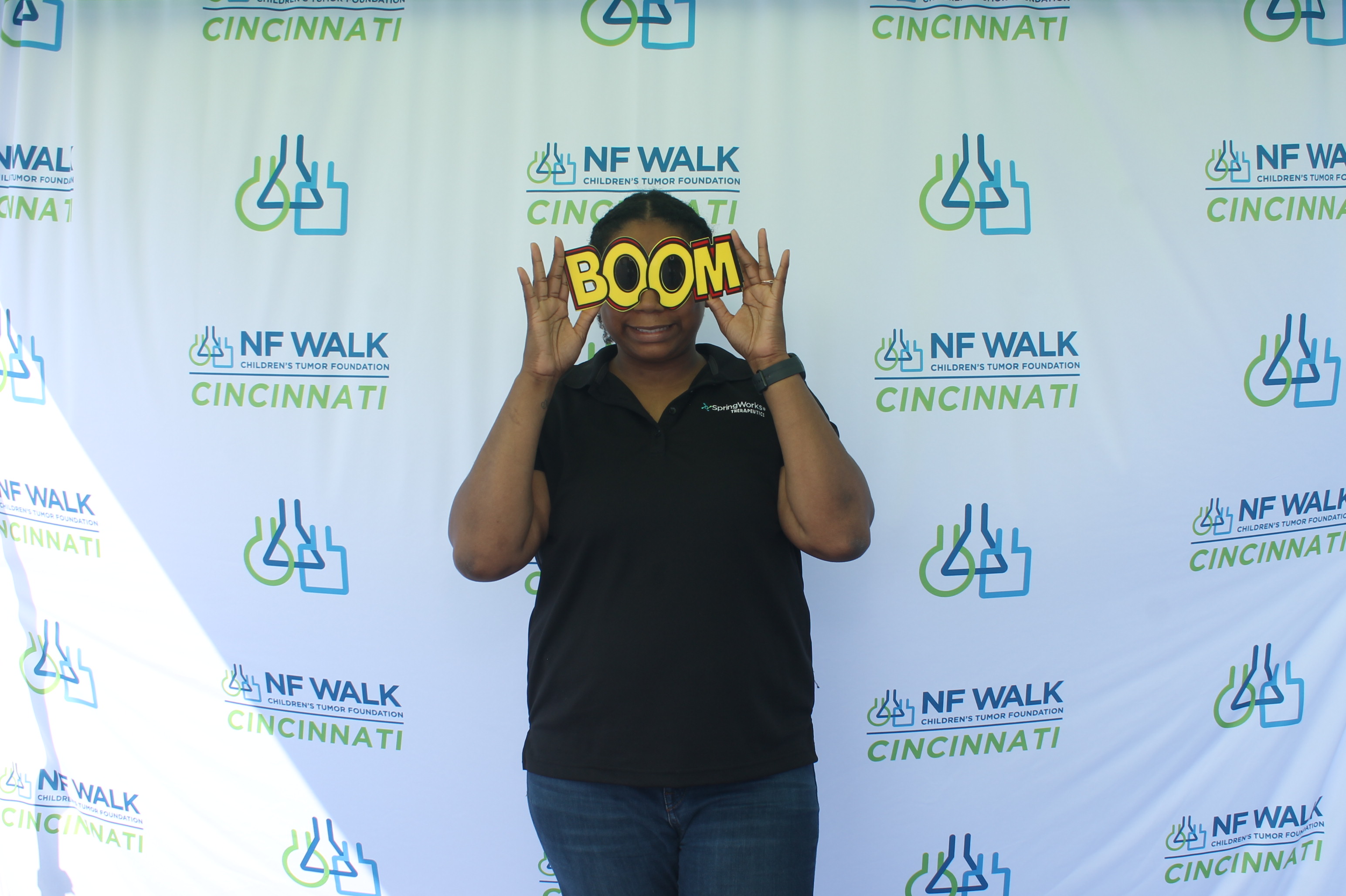 The Sine A Light NF Walk | View more photos from the event at gallery.photoboothcincy.com/u/PhotoBoothCincy/The-Sine-A-Light-NF-Walk